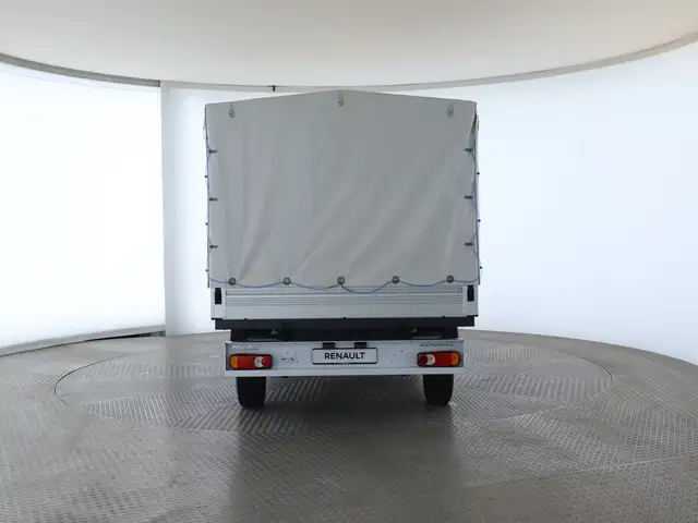Renault Master view 5