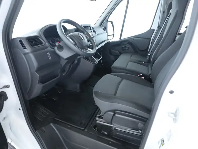 Renault Master view 10