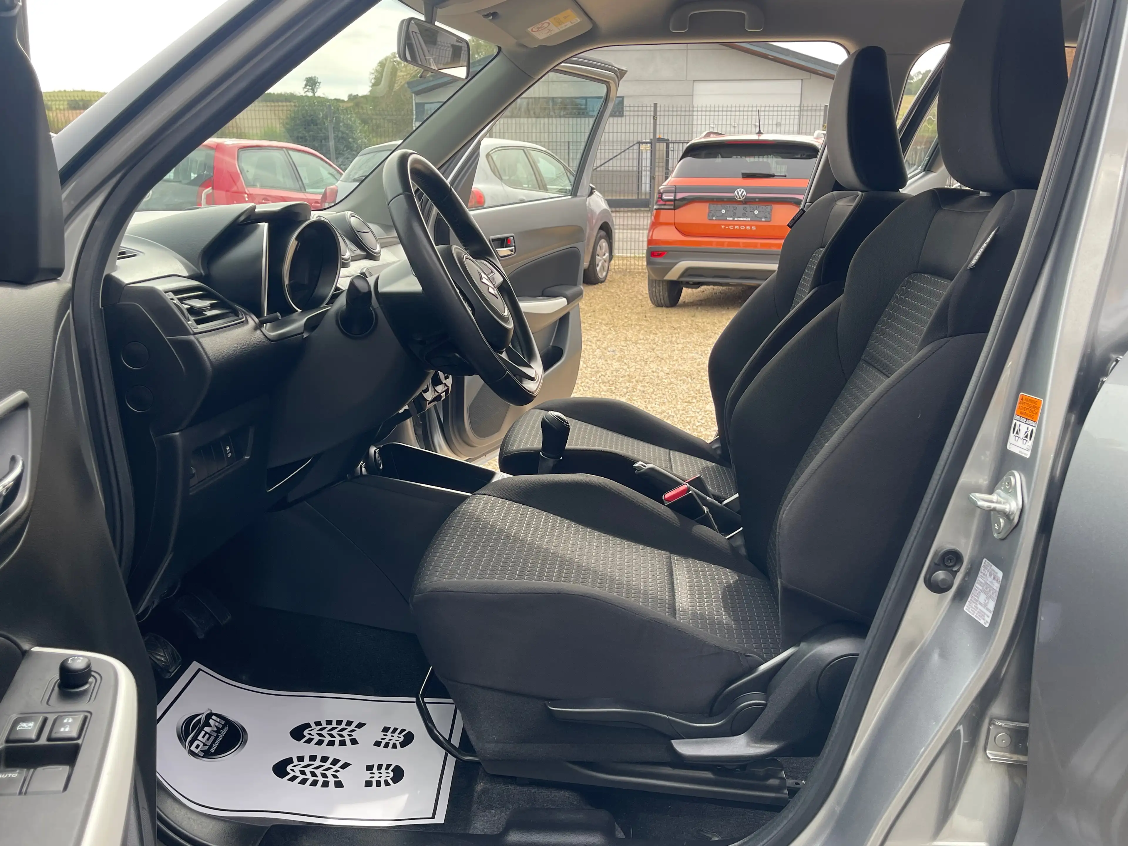 Suzuki Swift 1.2i*CLIM*GARANTIE 1AN* BLUETOOTH — photo 11