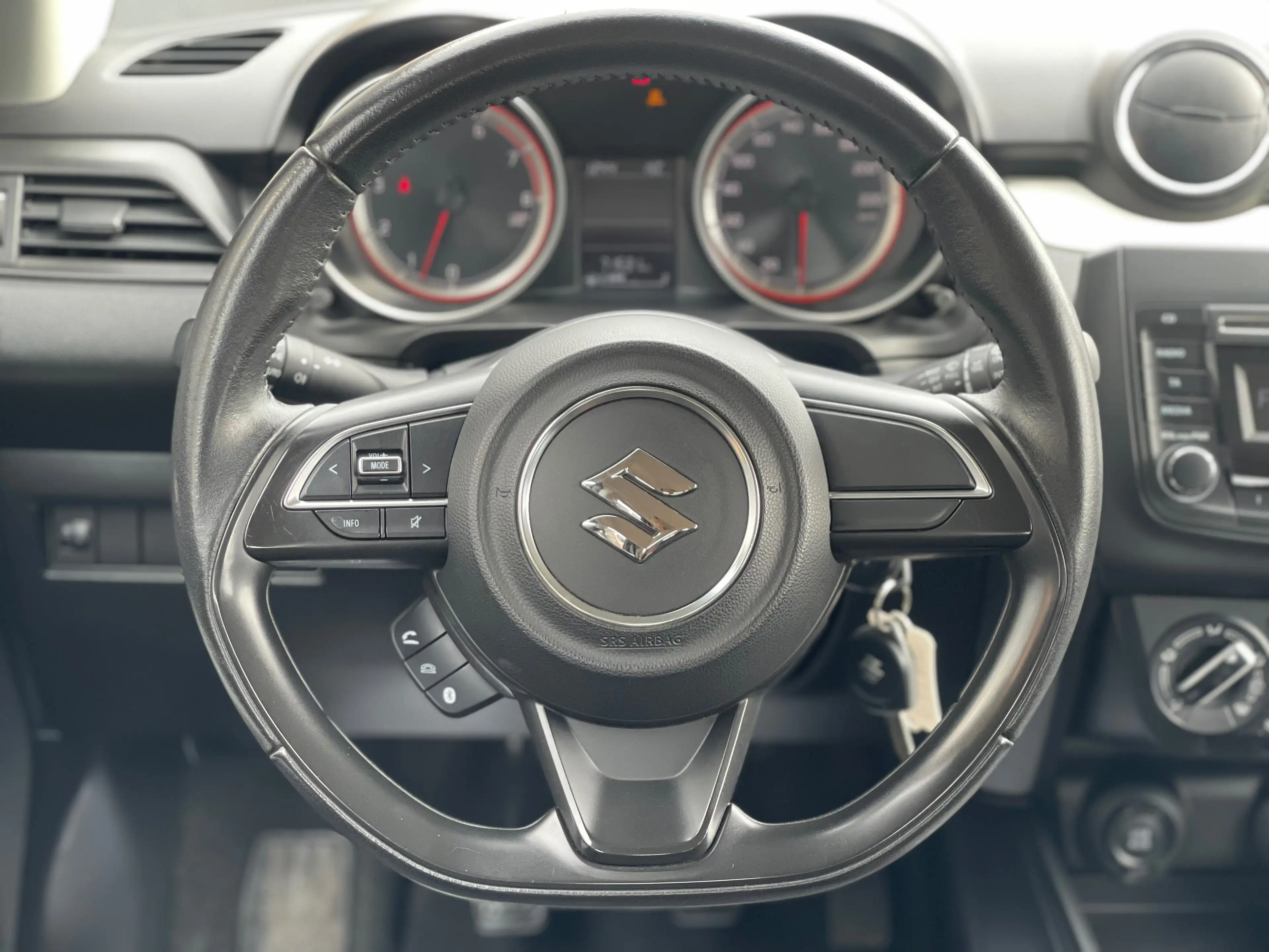 Suzuki Swift 1.2i*CLIM*GARANTIE 1AN* BLUETOOTH — photo 14
