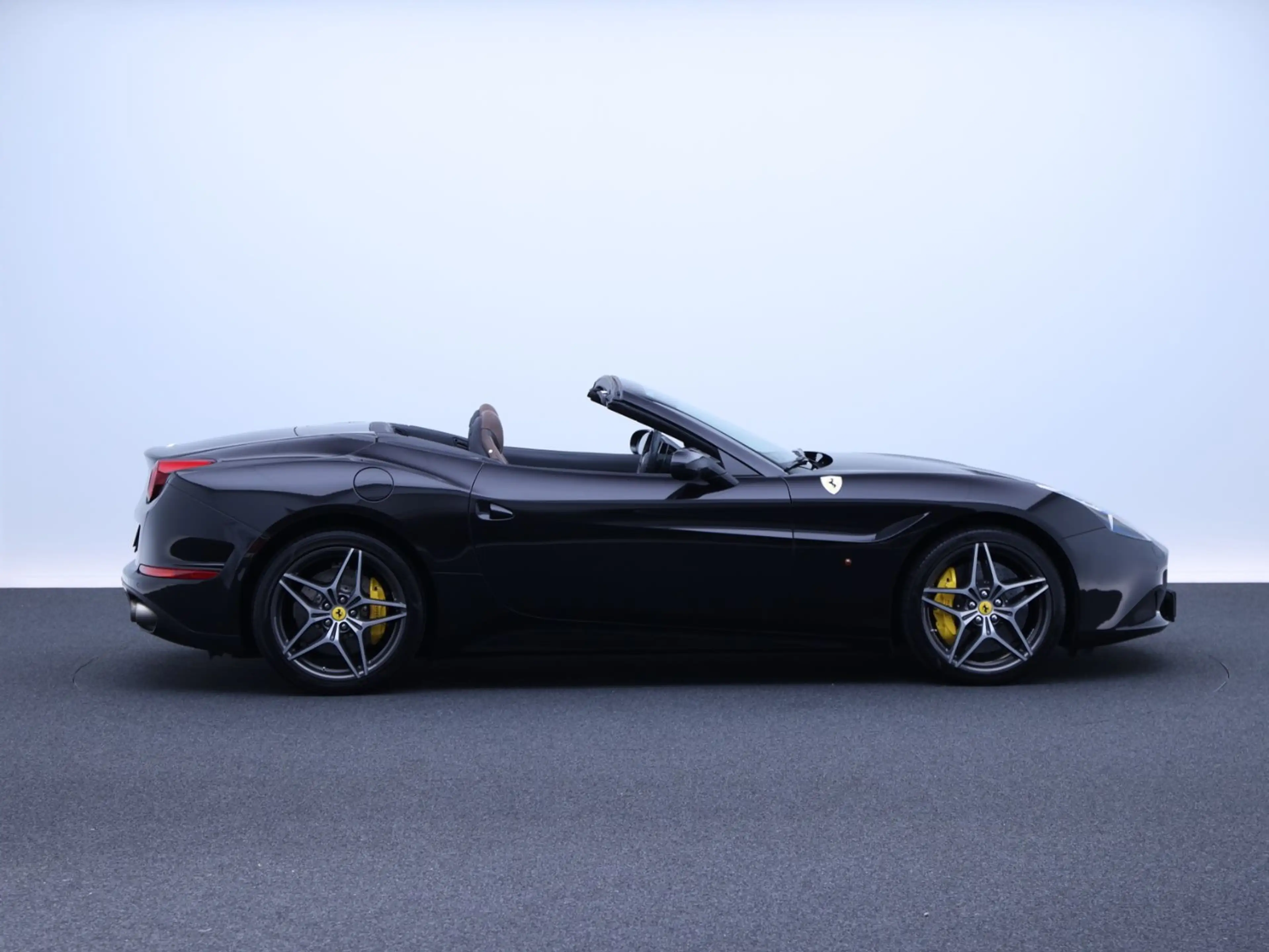 Ferrari California T   ***Ferrari Frankfurt*** — photo 5