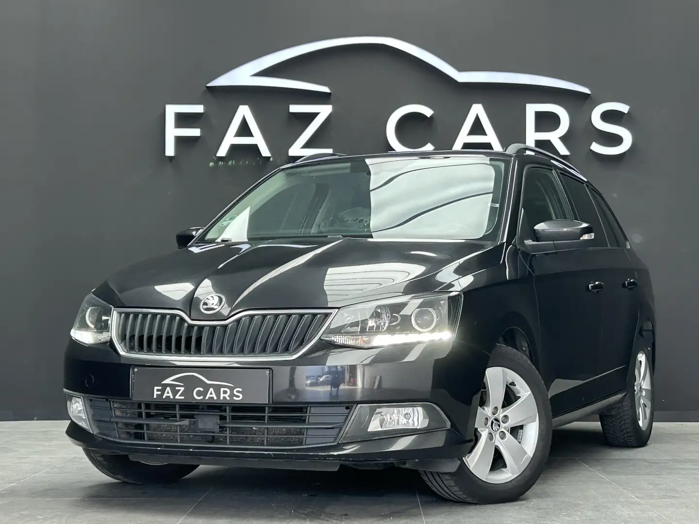 Skoda Fabia * Réservé * Noir - 1