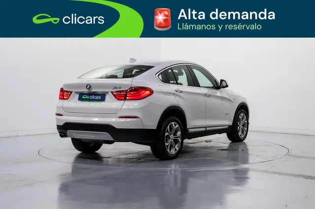 BMW X4 view 5