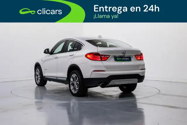 BMW X4 view 9