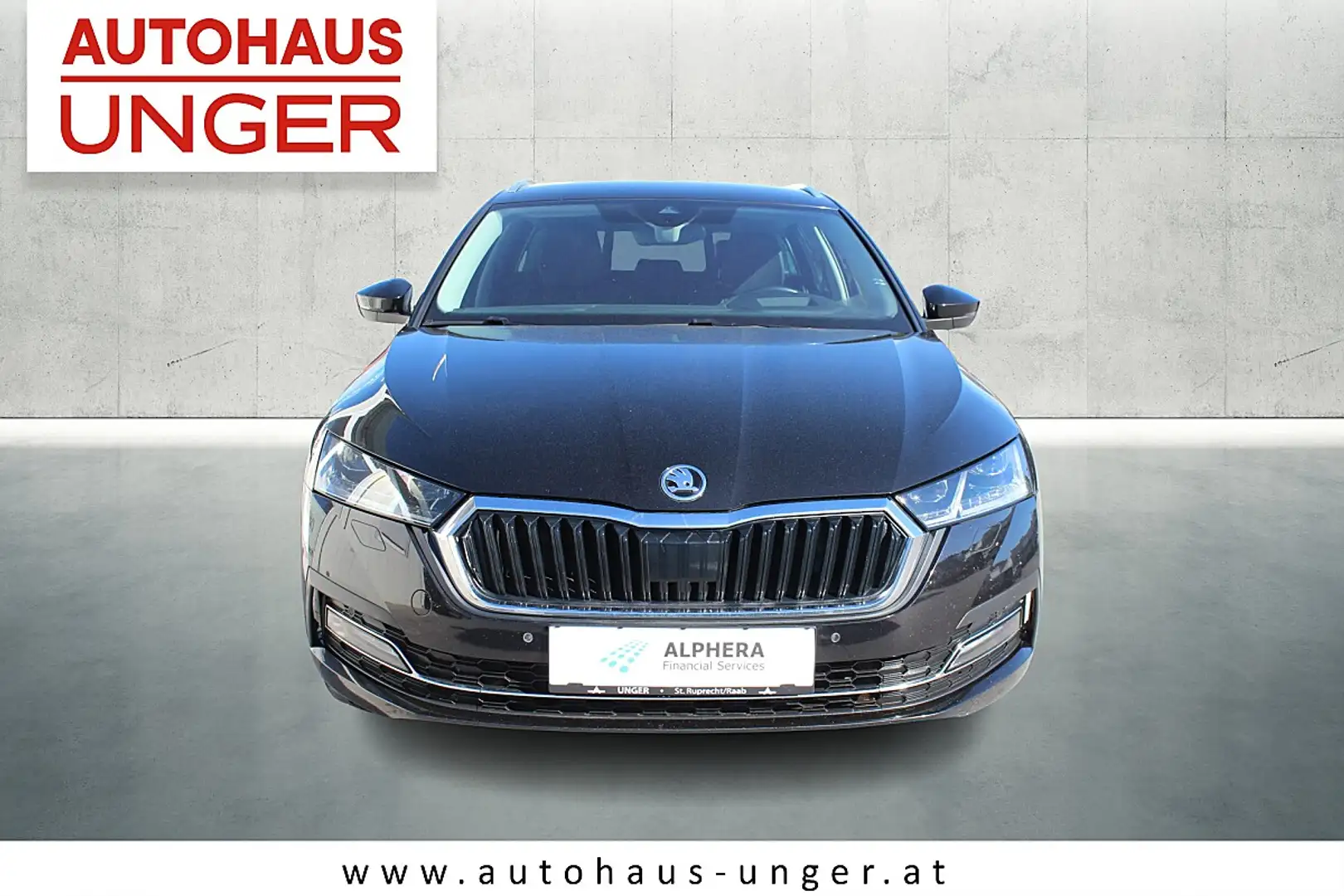 Skoda Octavia Combi 2,0 TDI 4x4 Style DSG Schwarz - 2