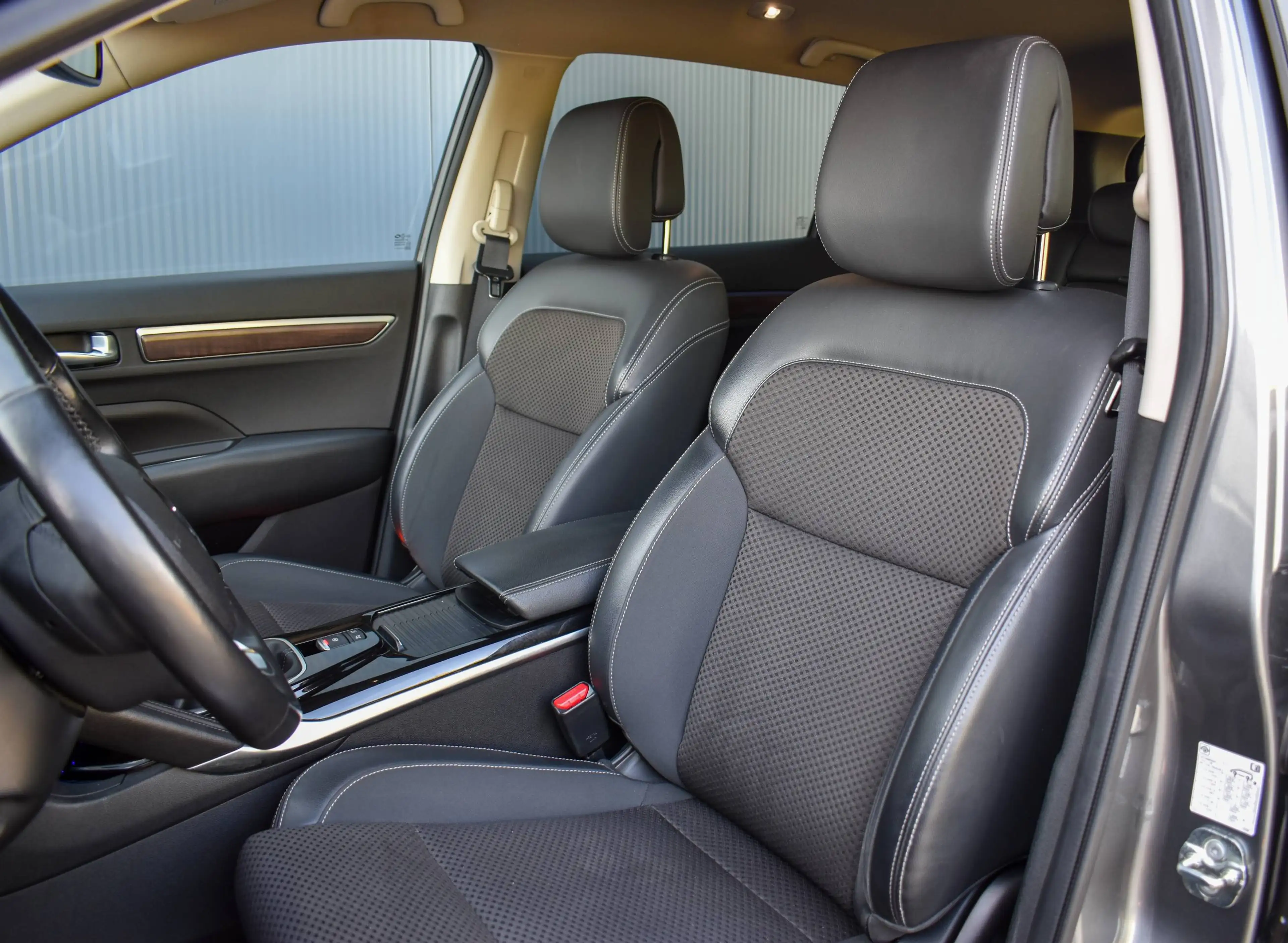 Renault Koleos Intens 2.0l dCi 175 4x4 — photo 9