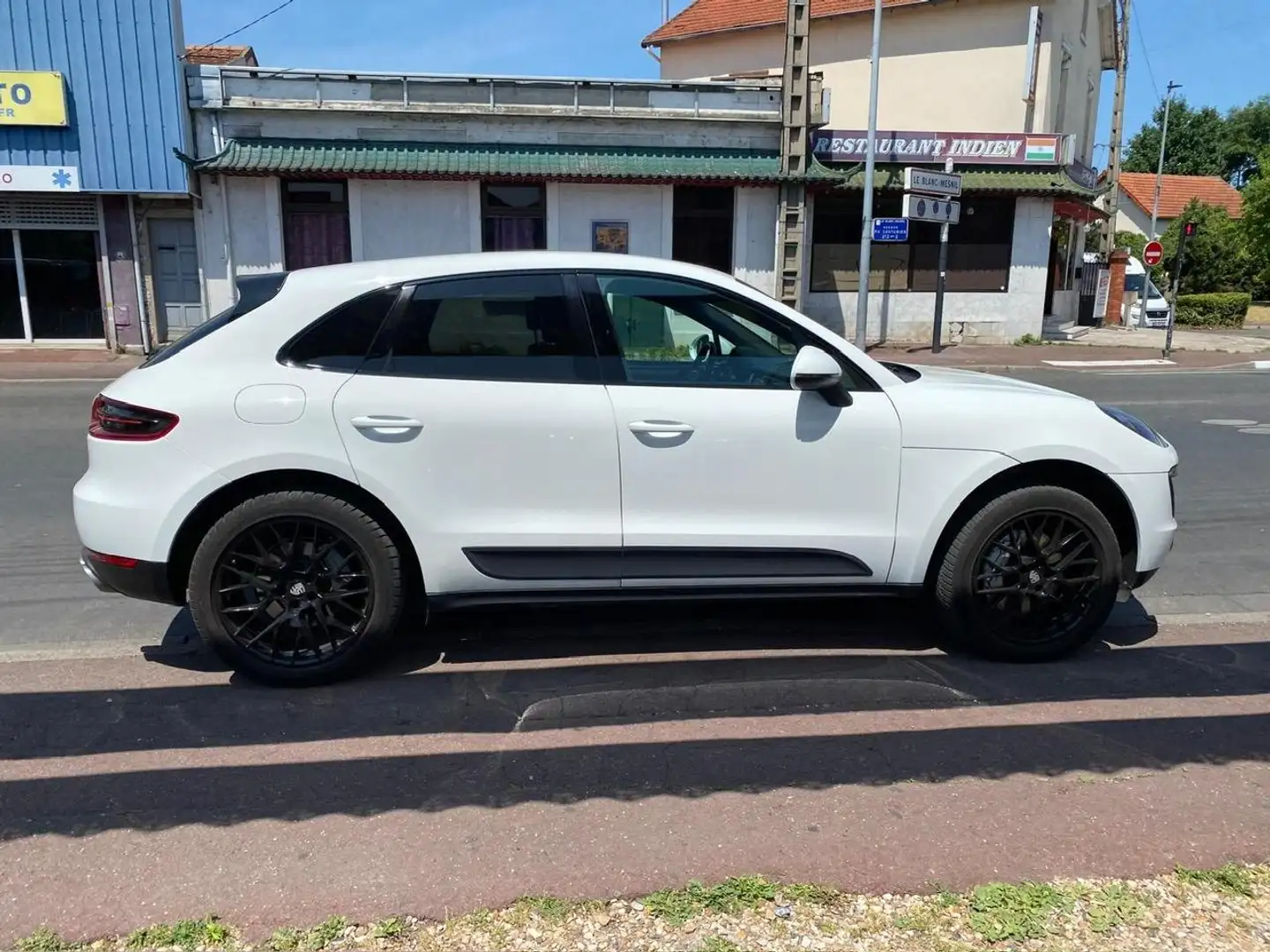 Porsche Macan PORSCHE MACAN 3.0 V6 DIESEL 258Ccv Blanc - 2