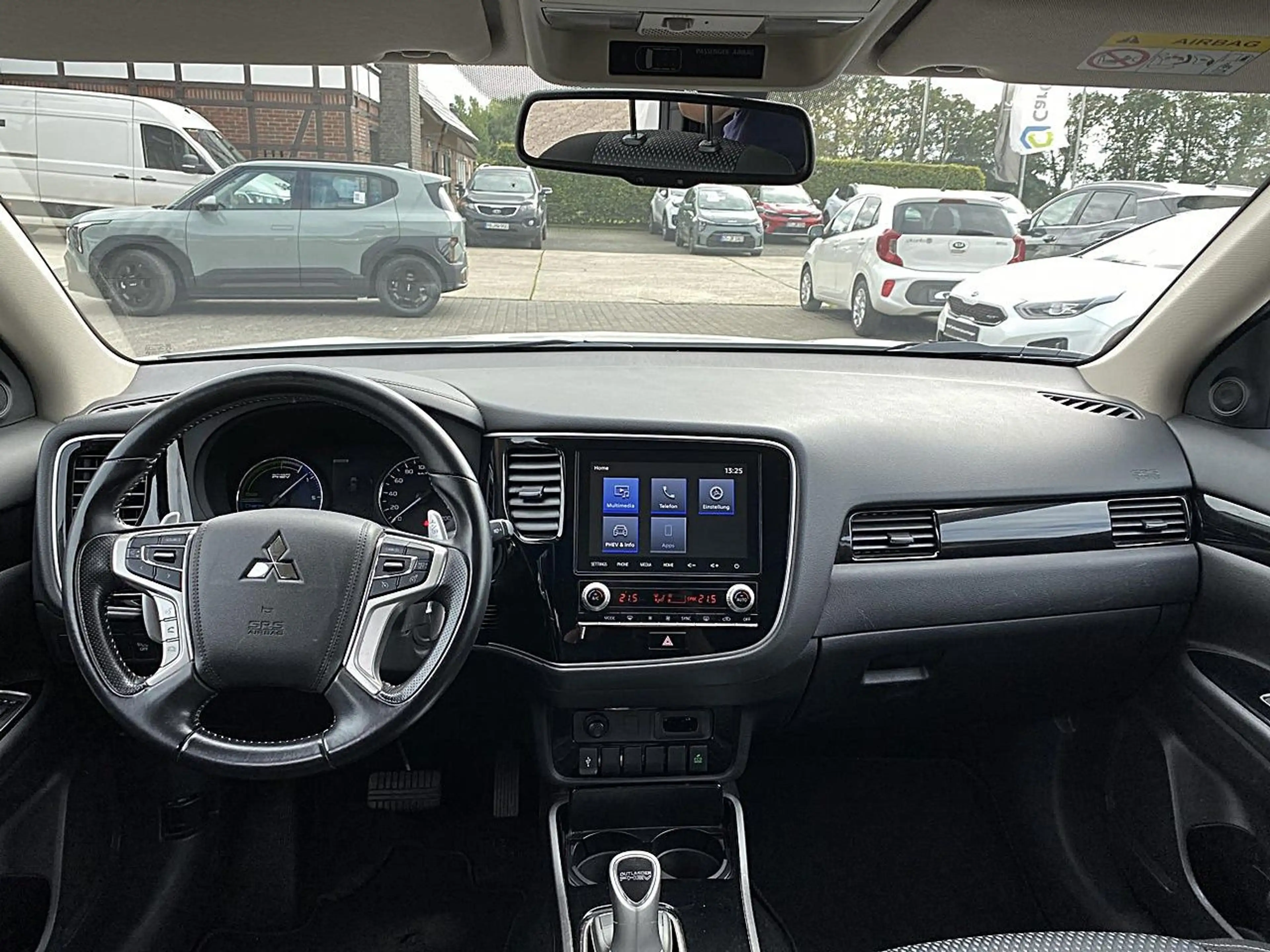 Mitsubishi Outlander Plug-in-Hybrid BASIS (SDA) DAB Carplay Klima — photo 14