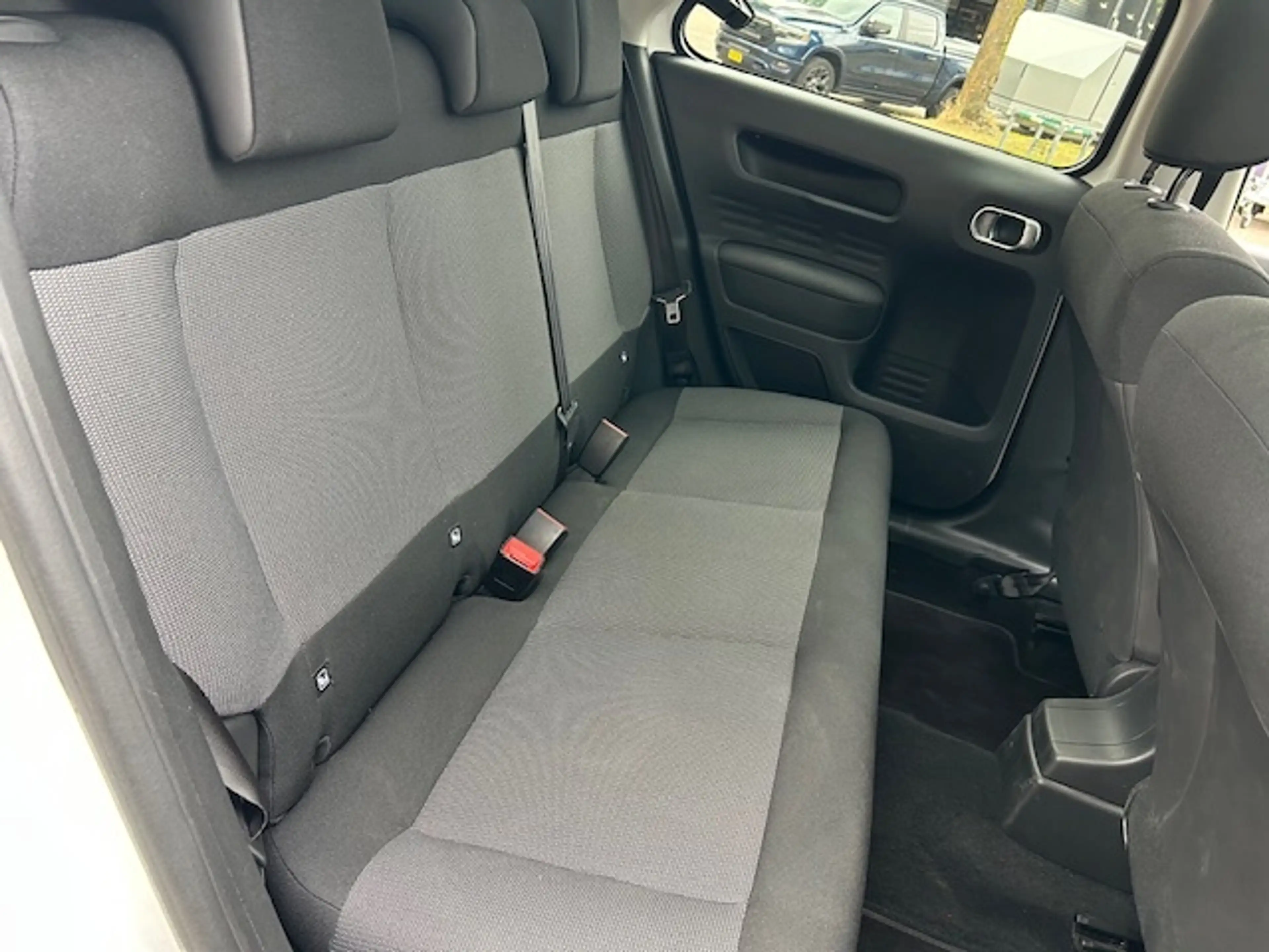 Citroen C4 Cactus 1.2 e-VTi Shine PANO NACI CLIMA CRUISE — photo 24