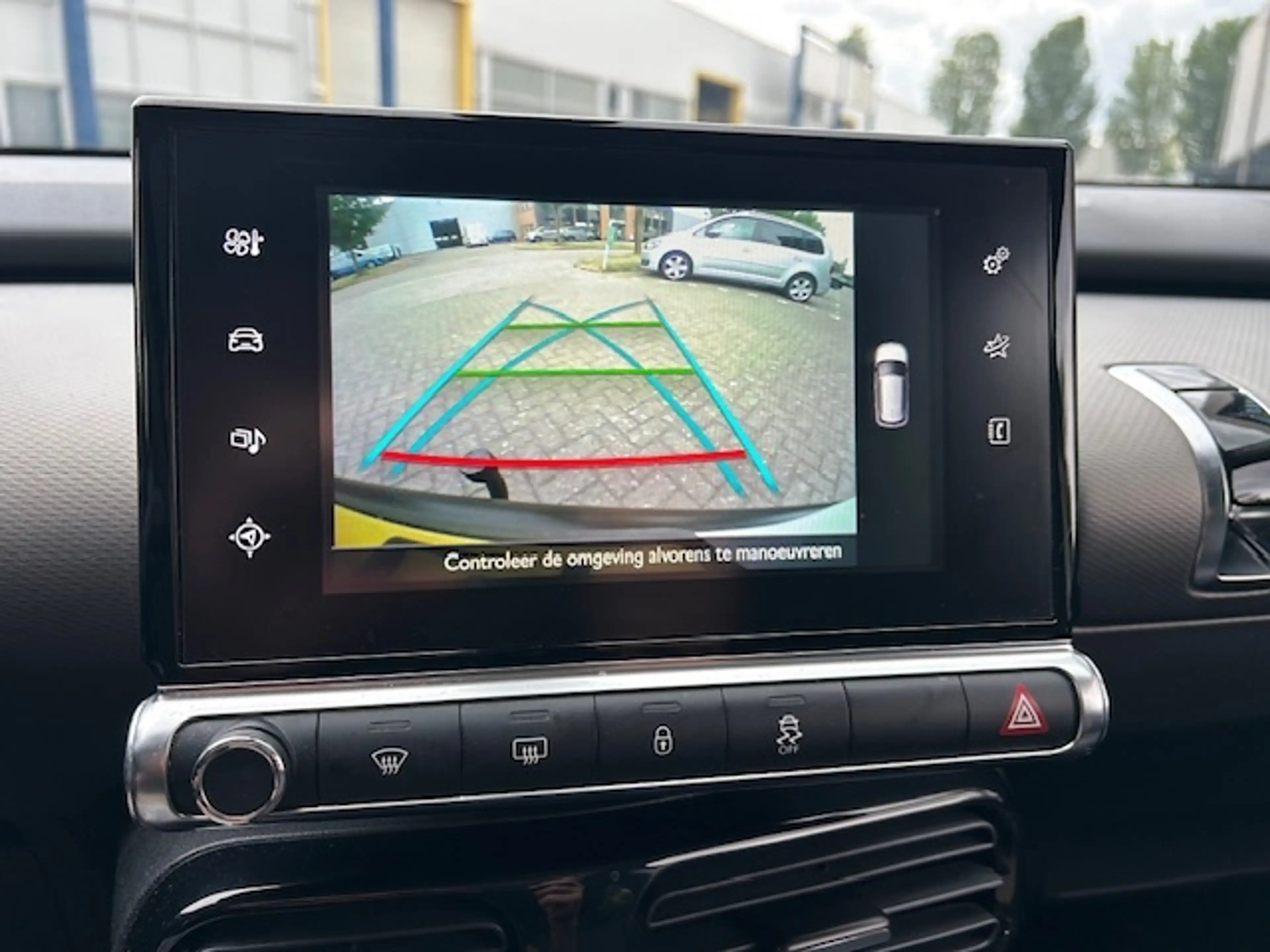 Citroen C4 Cactus 1.2 e-VTi Shine PANO NACI CLIMA CRUISE — photo 19