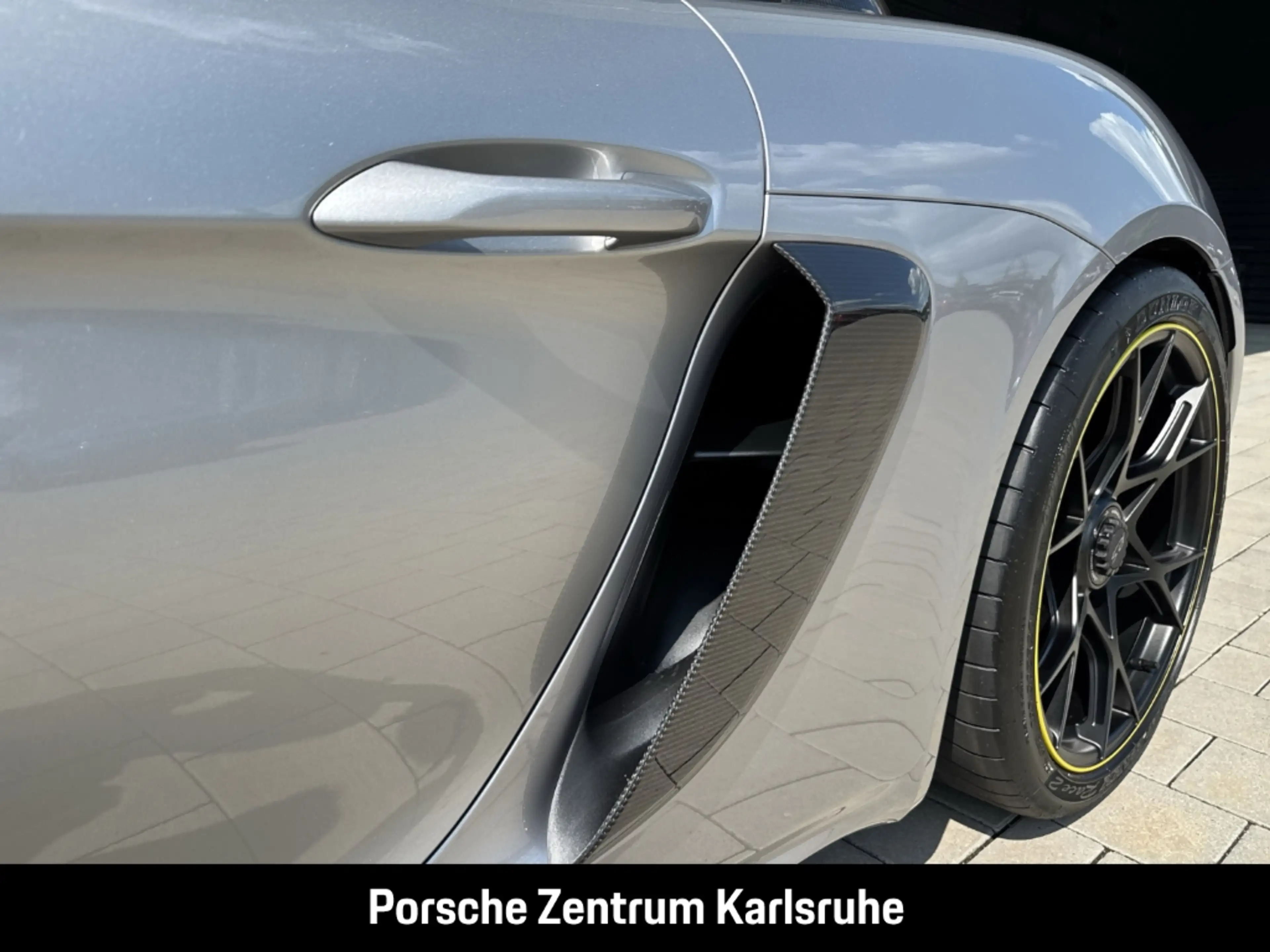 Porsche 718 Spyder RS Weissach-Paket Liftsystem-VA BOSE — photo 12