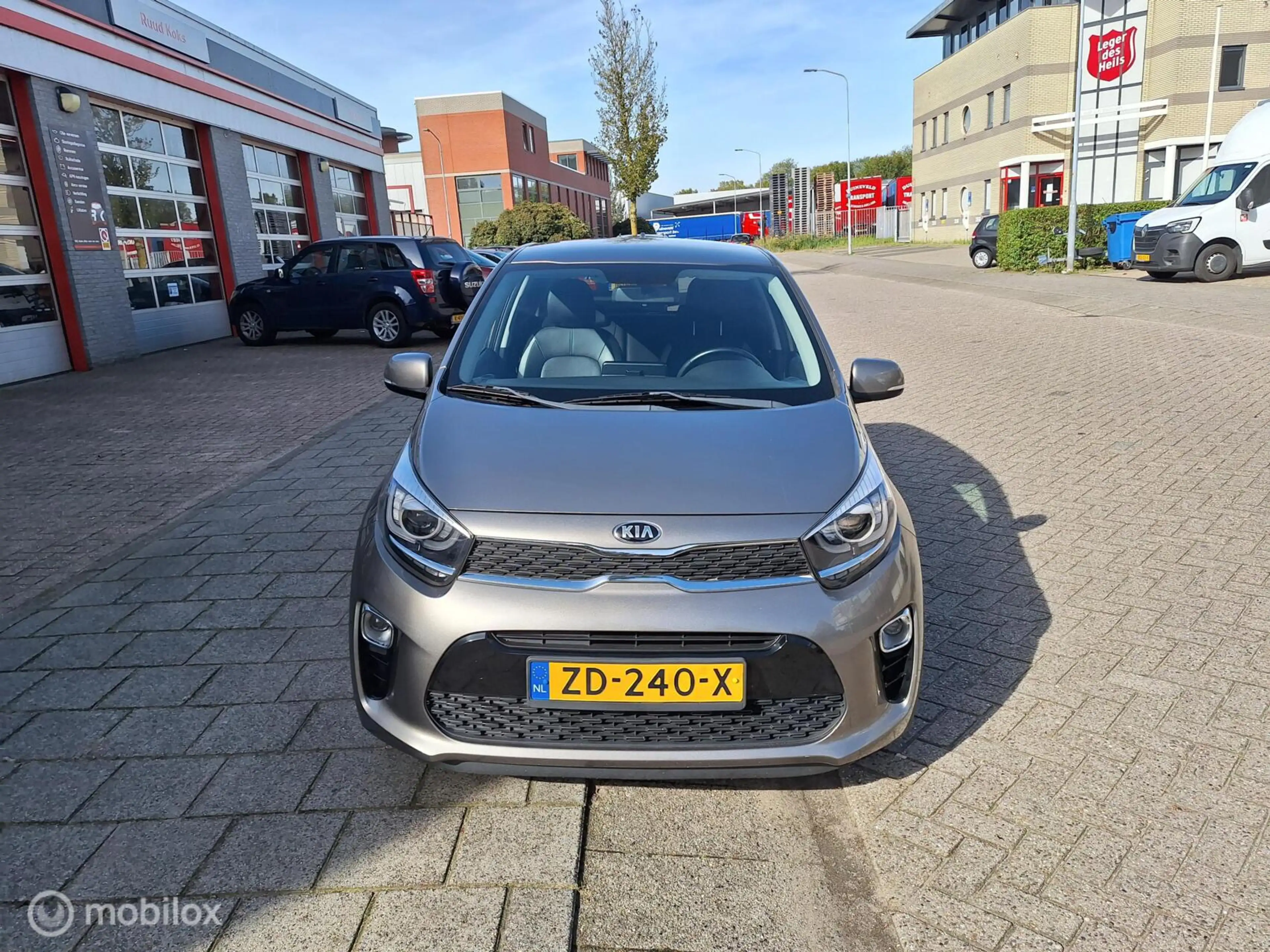 Kia Picanto 1.0 CVVT DESIGN • Cruise Control • — photo 4