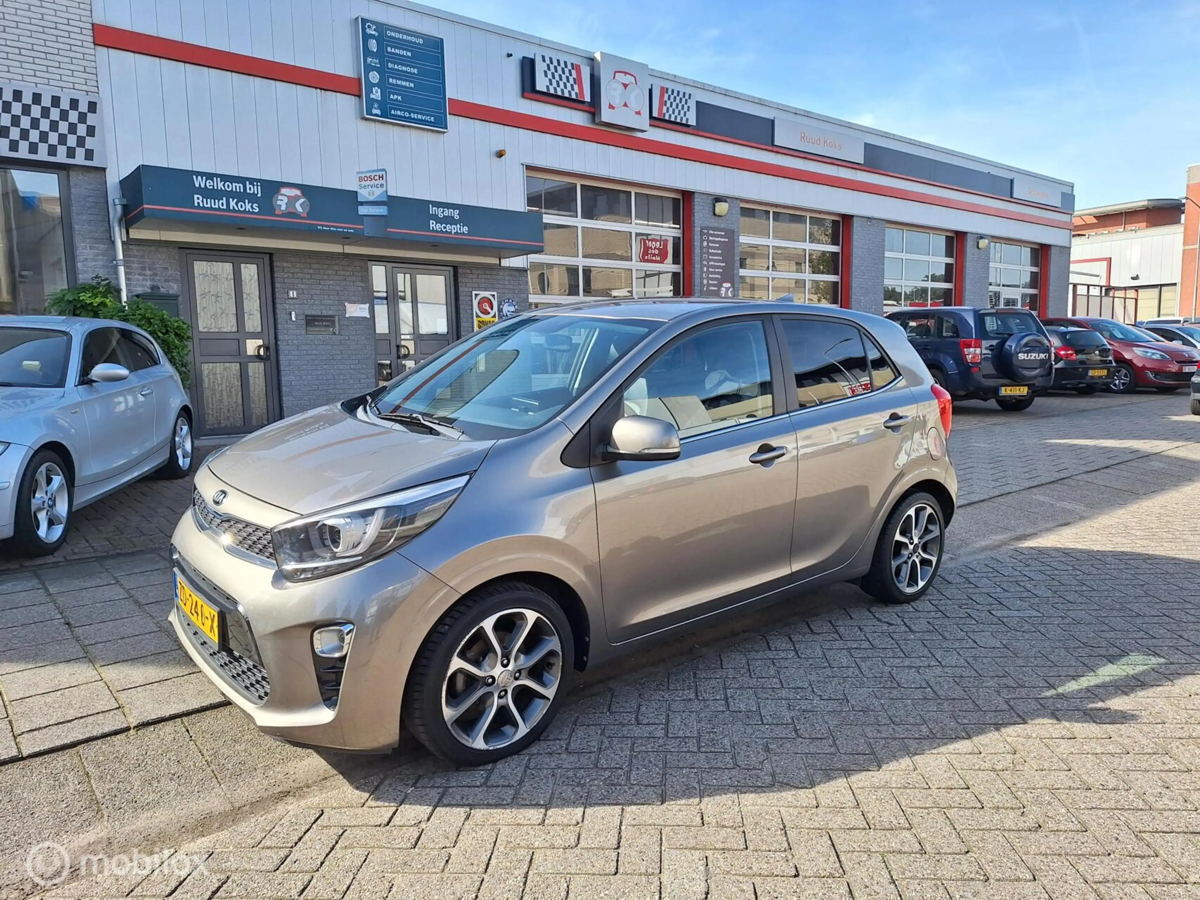 Kia Picanto 1.0 CVVT DESIGN • Cruise Control • — photo 3