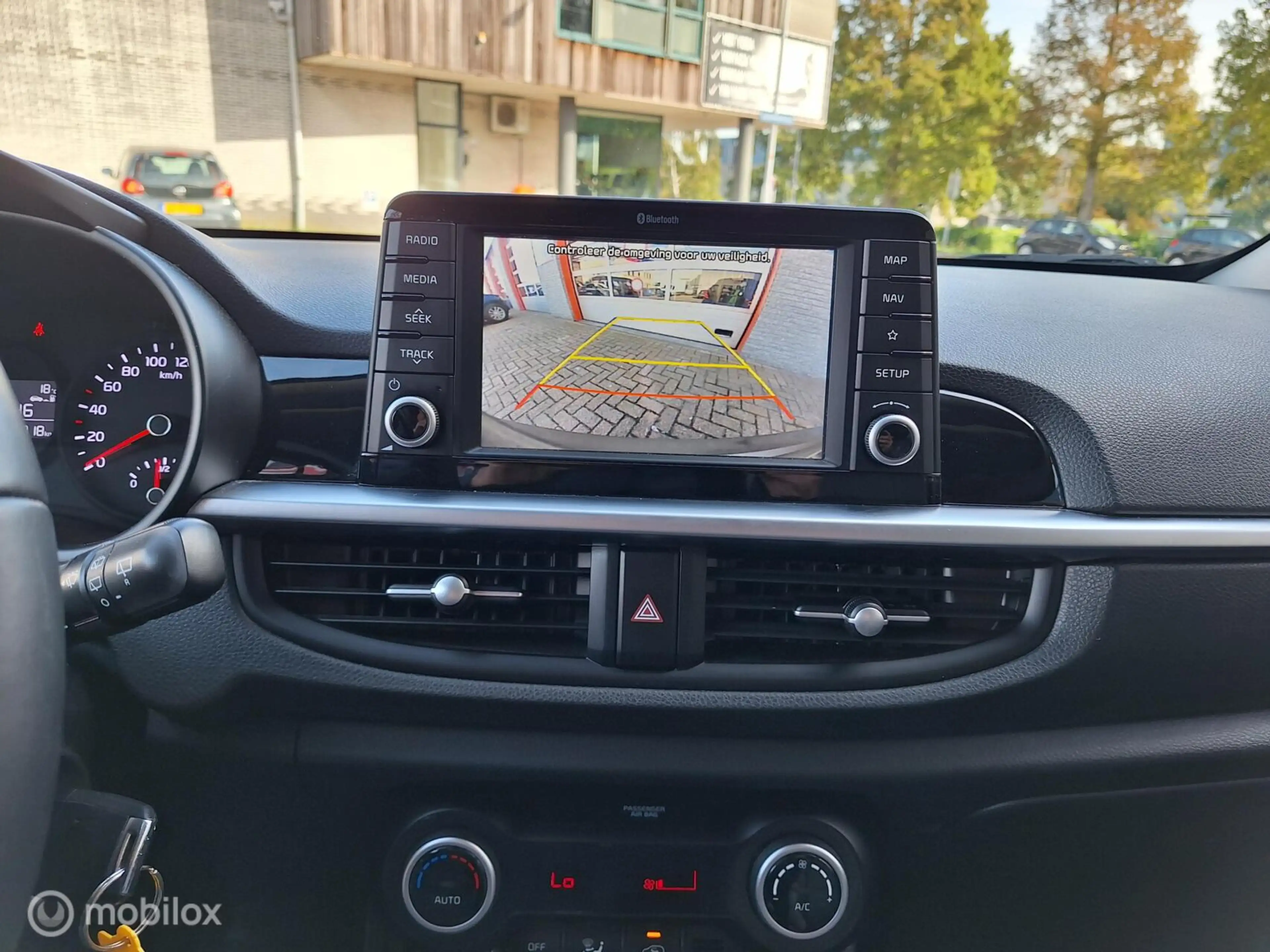 Kia Picanto 1.0 CVVT DESIGN • Cruise Control • — photo 18