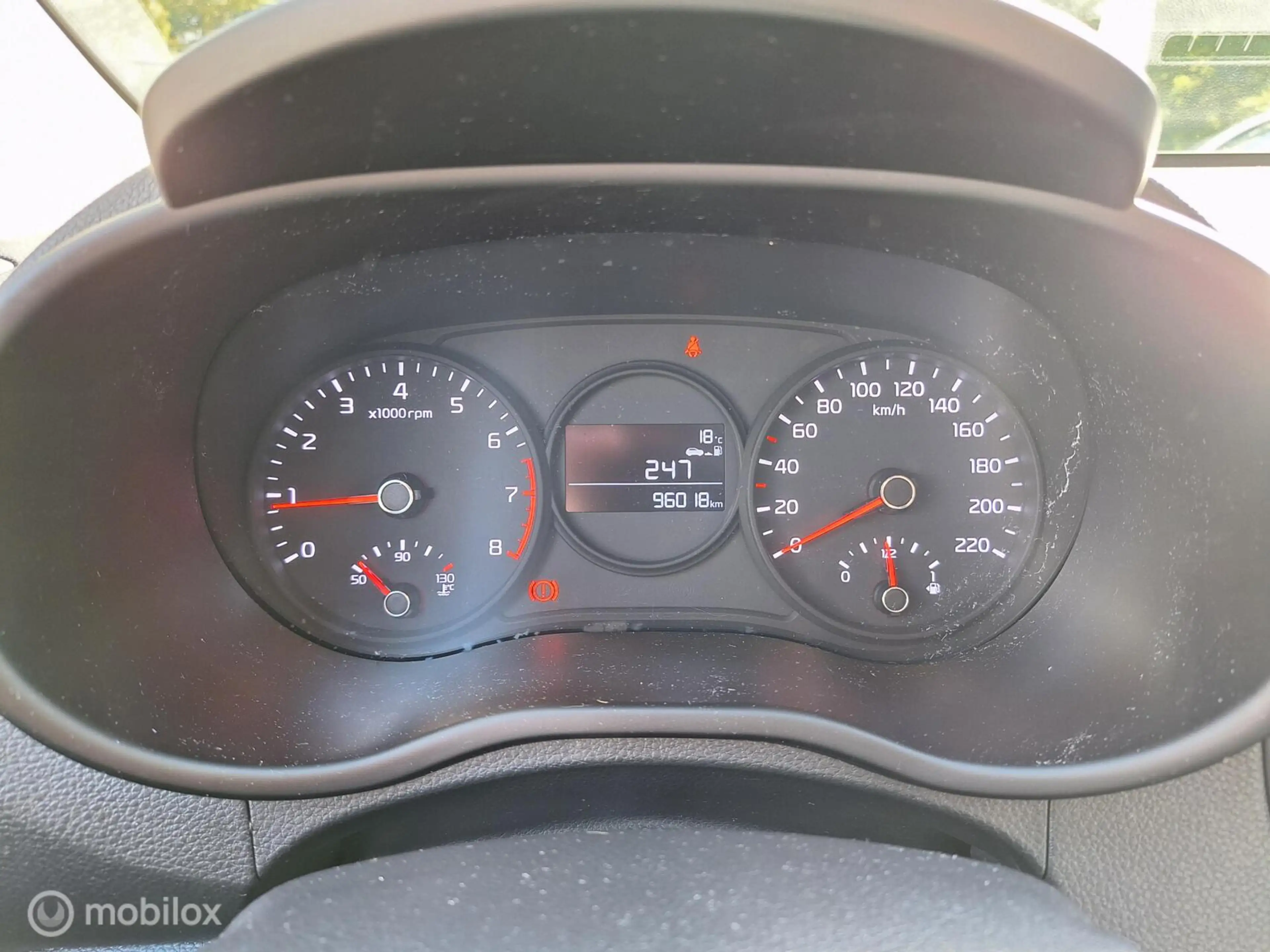 Kia Picanto 1.0 CVVT DESIGN • Cruise Control • — photo 17
