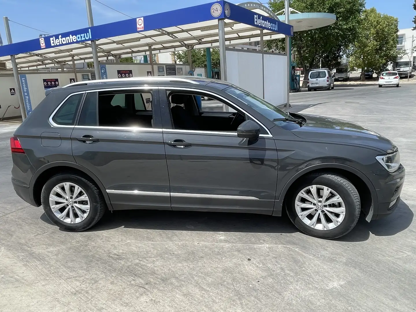 Volkswagen Tiguan 1.6 tdi Business 115cv - 2