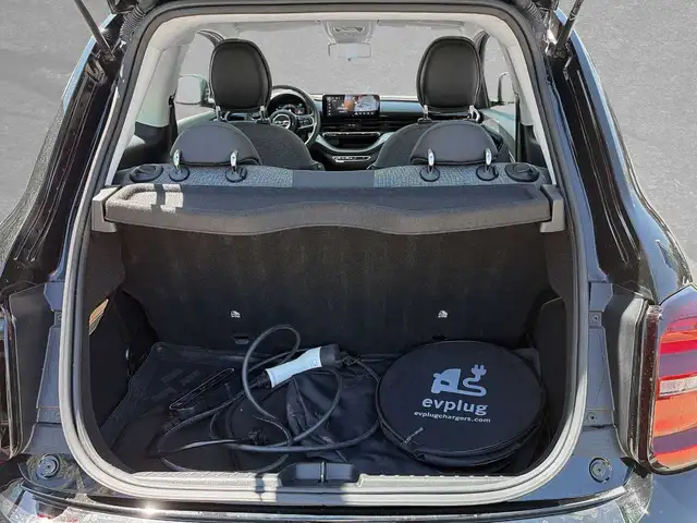 Fiat 500e view 10