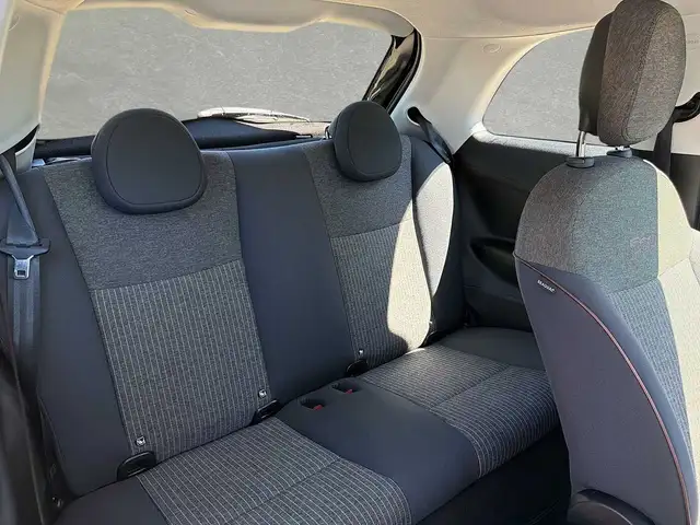 Fiat 500e view 8