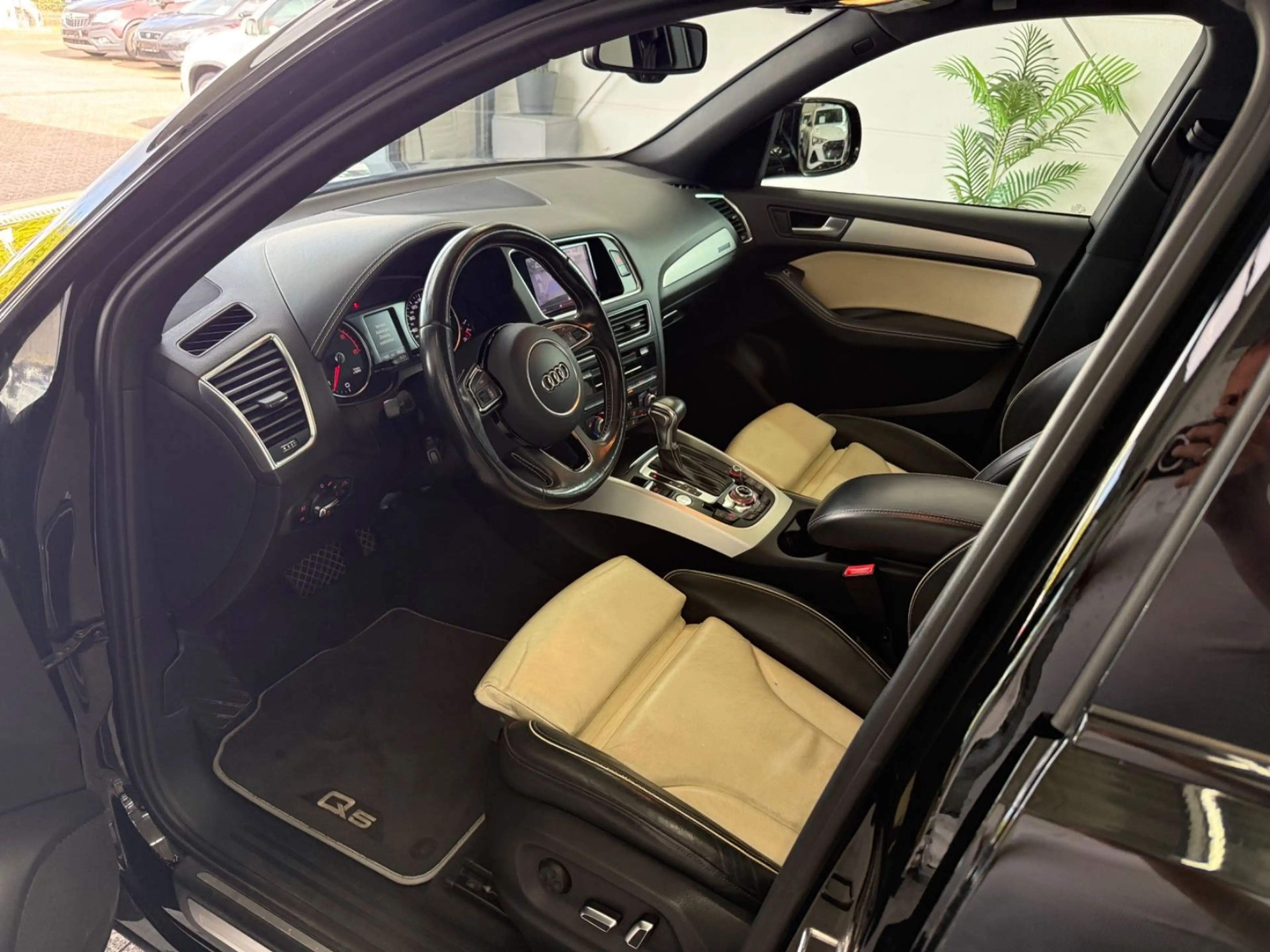 Audi Q5 2.0 TDI*S-LINE*QUAT*AUT*BI-XN*CAM*PAN*NAV*ACC — photo 11