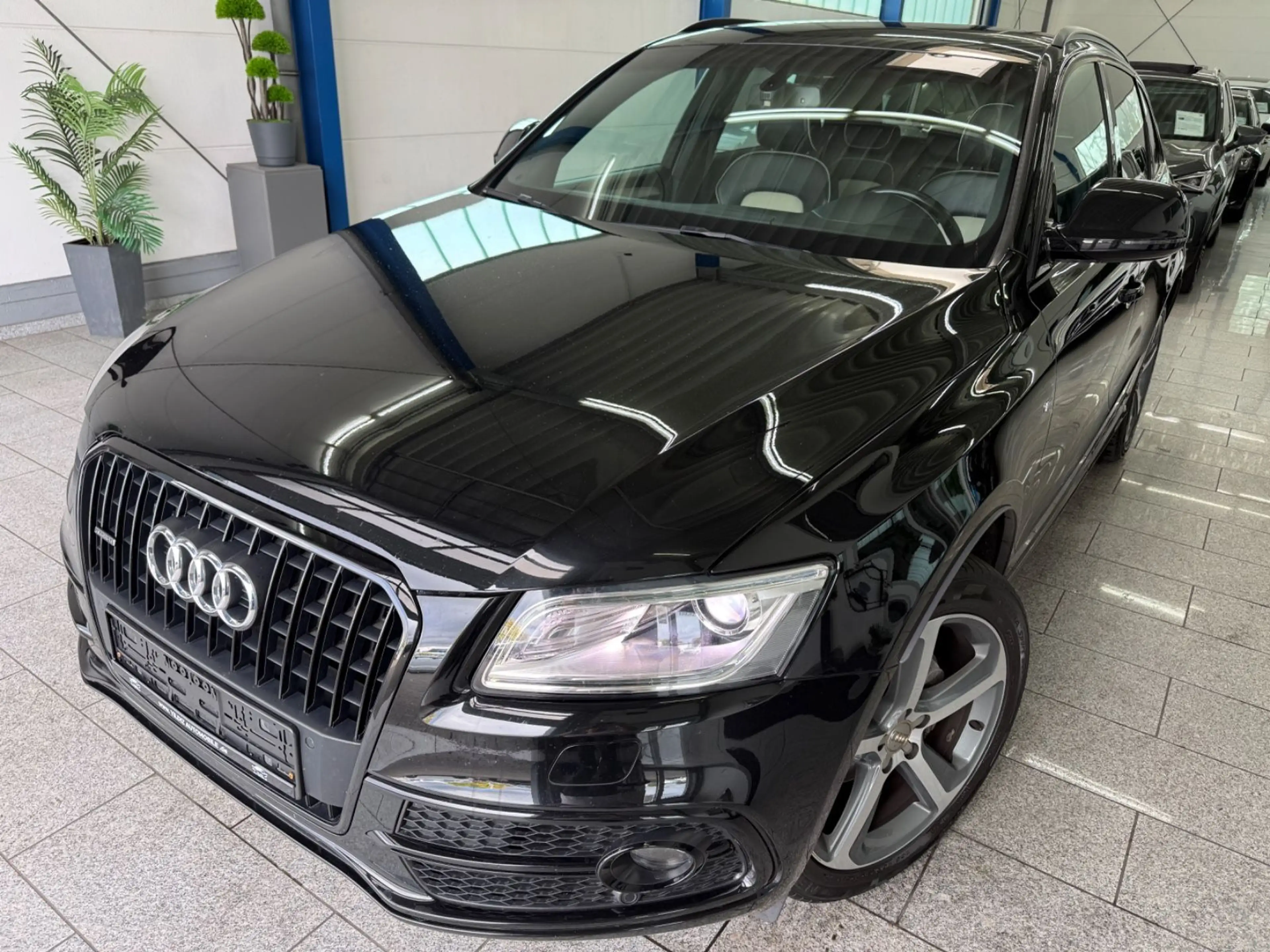 Audi Q5 2.0 TDI*S-LINE*QUAT*AUT*BI-XN*CAM*PAN*NAV*ACC