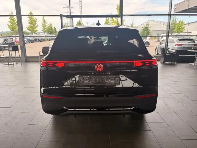 Volkswagen Tayron view 5