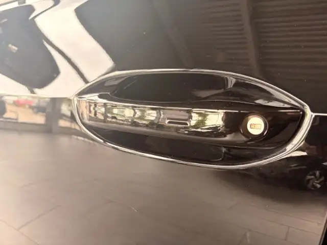 Volkswagen Tayron view 8