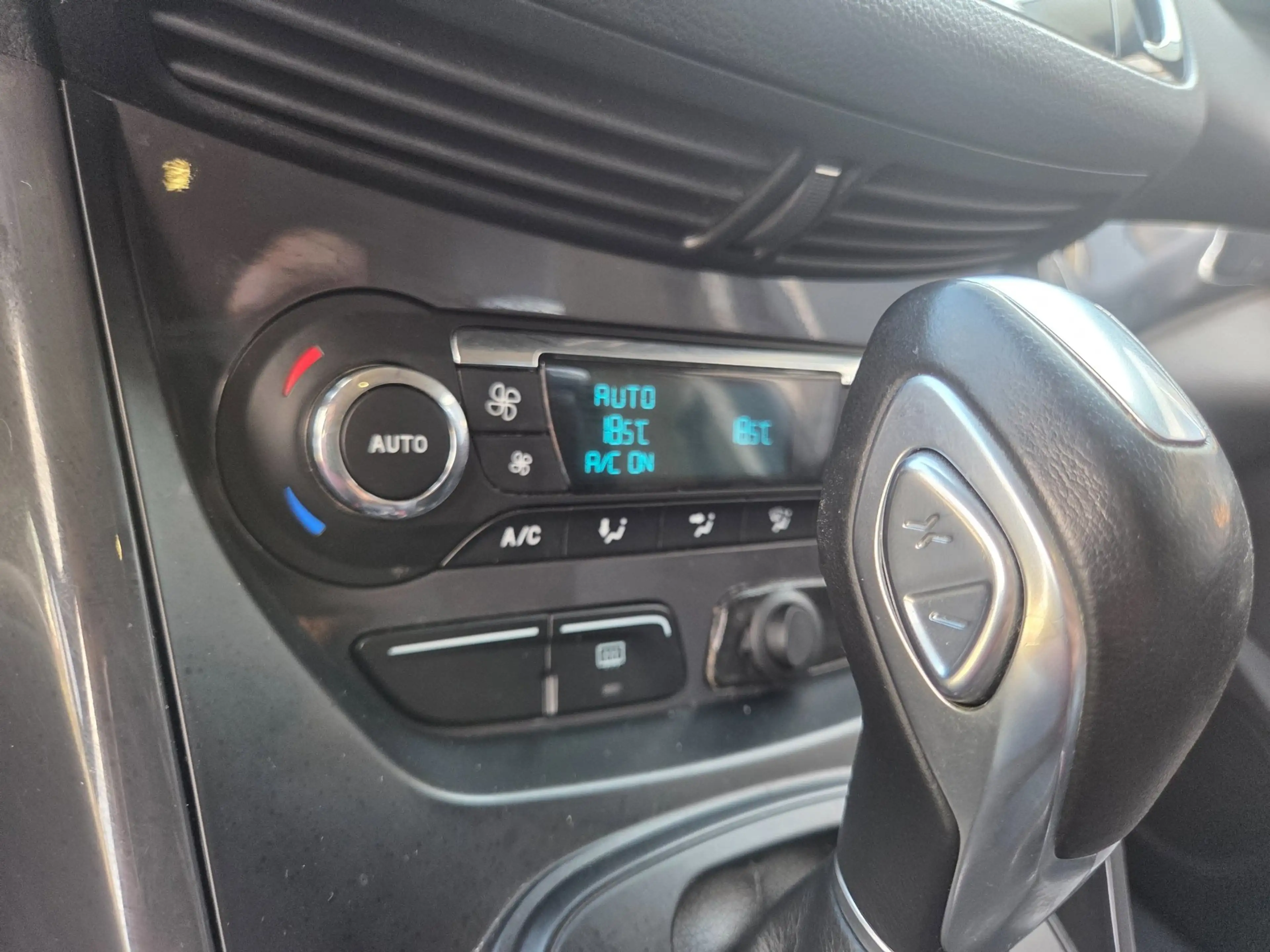 Ford Kuga 1.6 Titanium 4WD Trekhaak*Camera*Navi*Cruise*DAB+* — photo 10