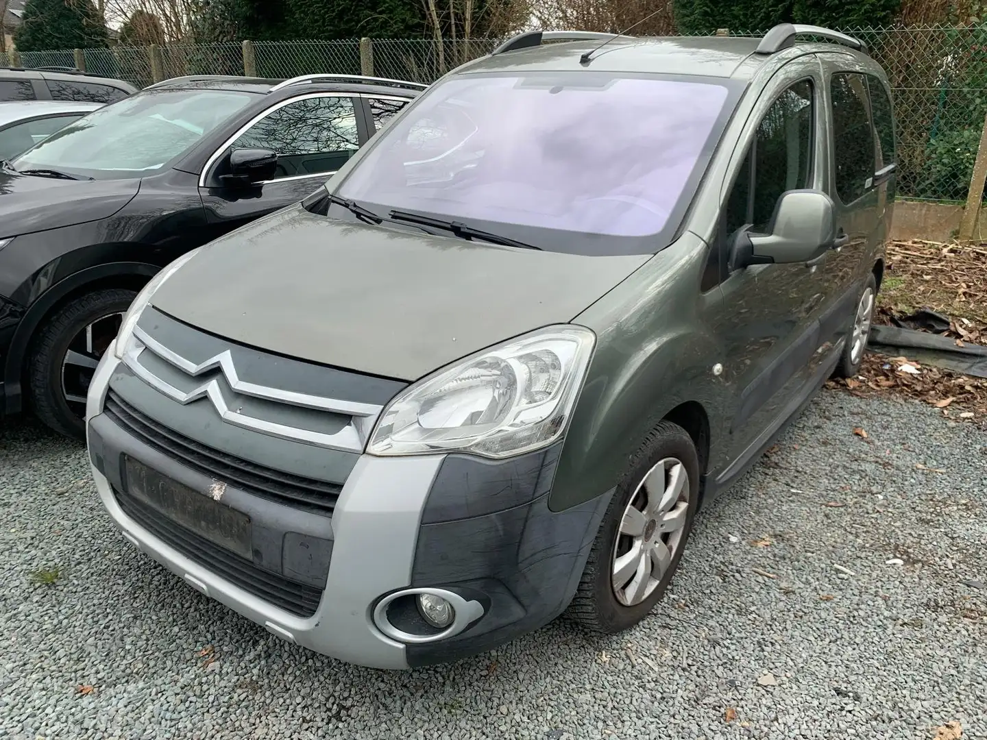 Citroen Berlingo XTR 1.6 HDi**  probleme motor Grau - 1