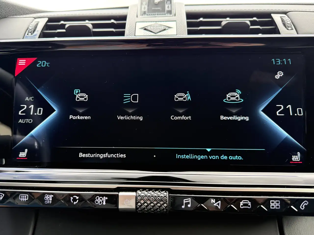 DS Automobiles DS 7 Crossback 2022 — фото 12