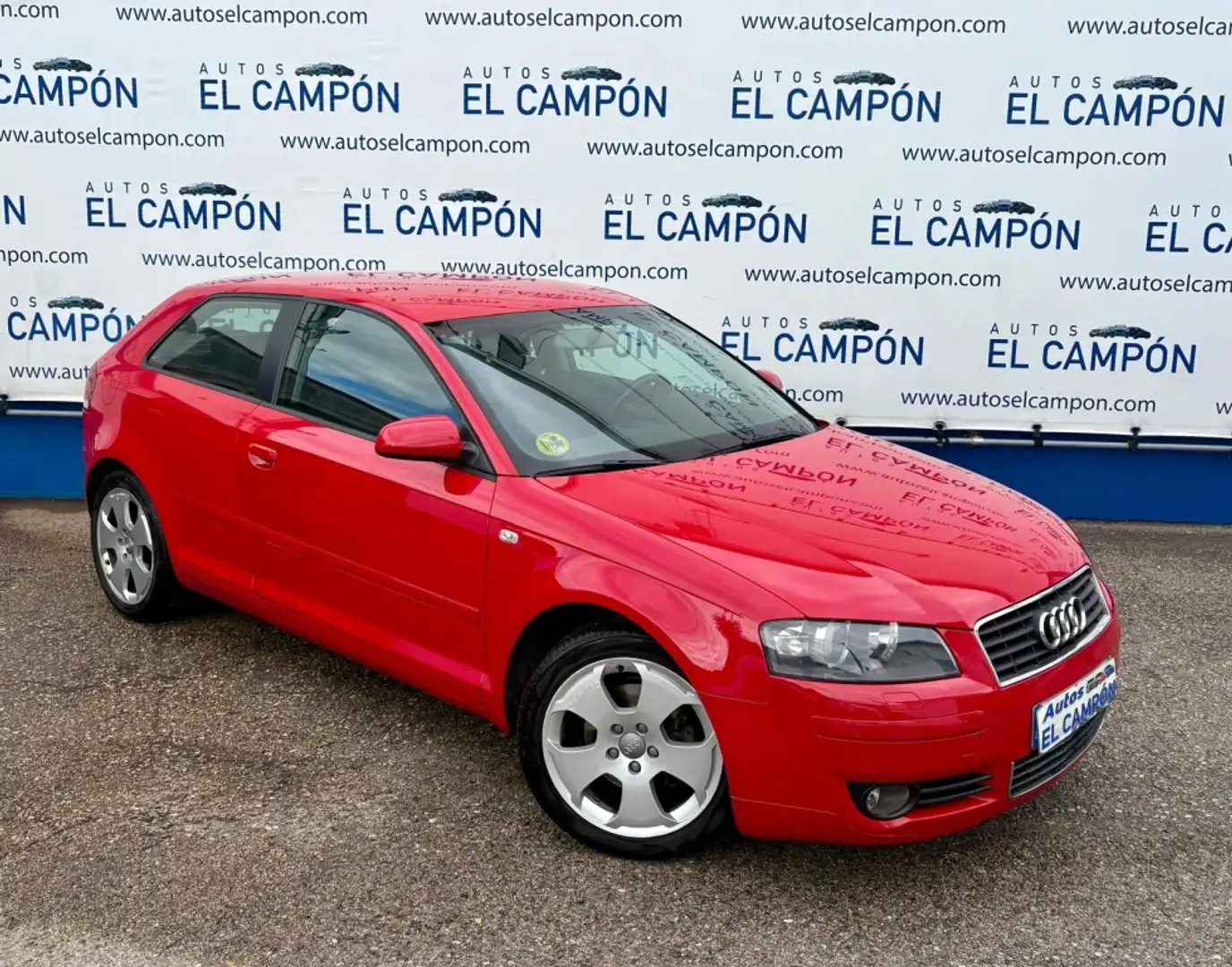 Audi A3 2.0TDI Ambiente Rojo - 2