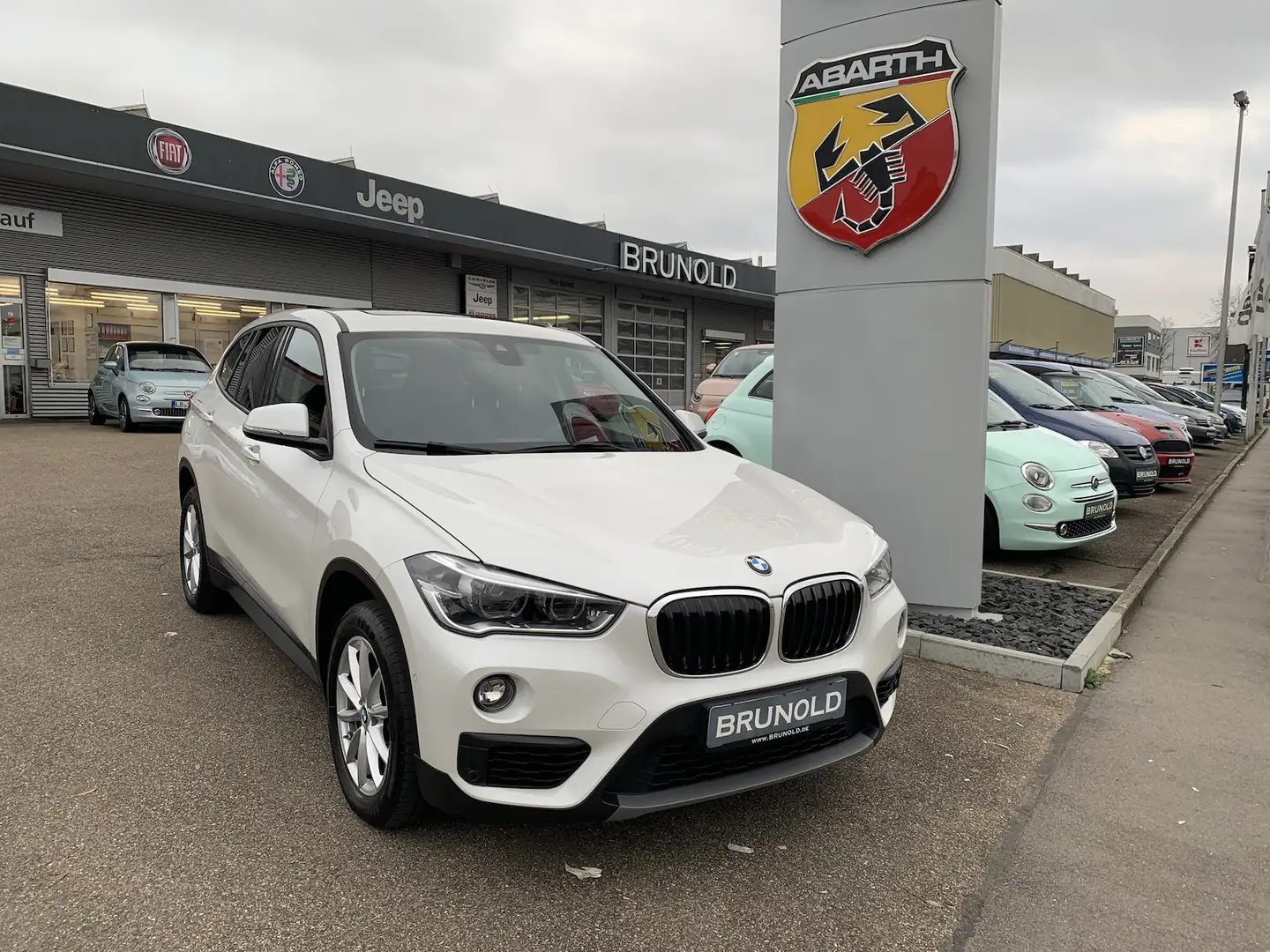BMW X1 sDrive 18d Advantage Bianco - 1