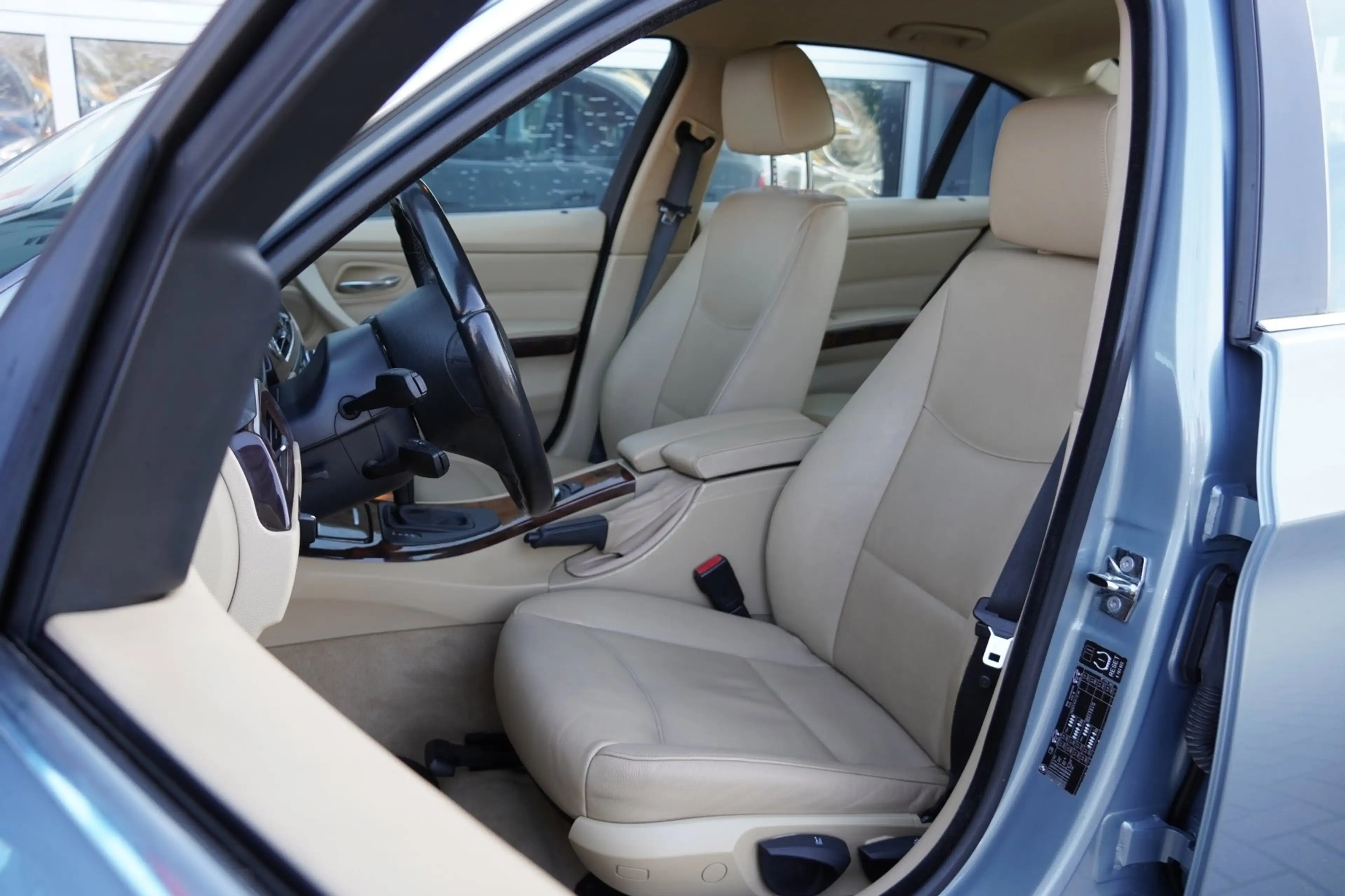 BMW 325 3-serie 325i 218PK Automaat Leder/Clima/Cruise/PDC — photo 8
