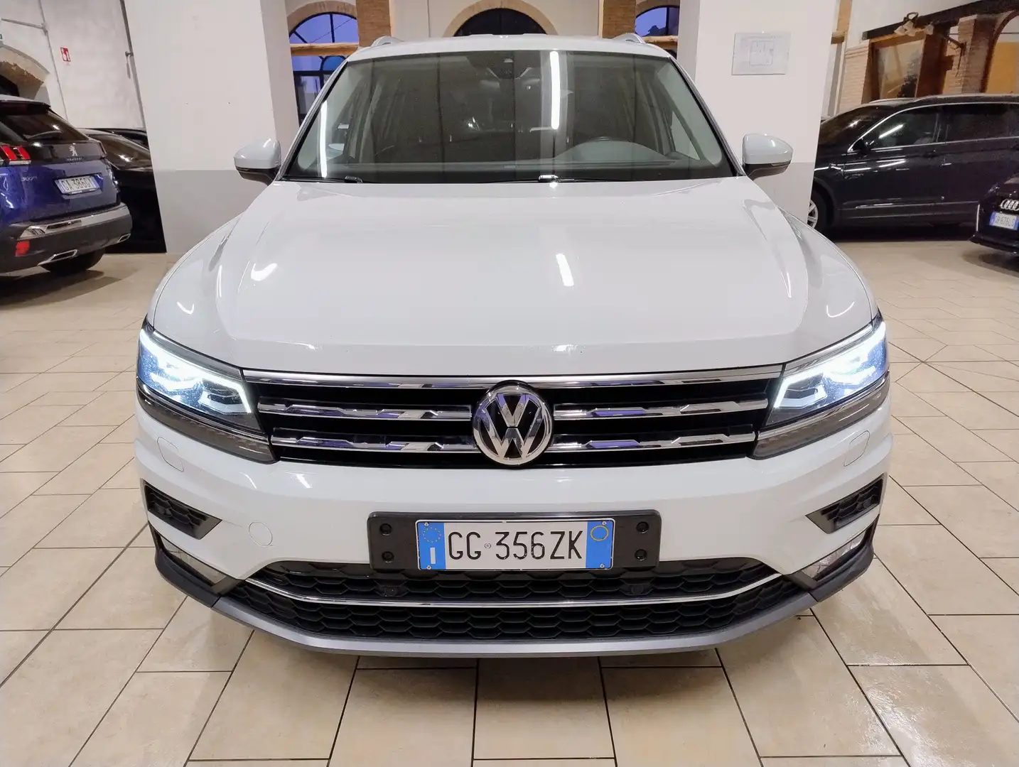 Volkswagen Tiguan Tiguan Allspace 2.0 tdi Advanced 150cv dsg Bianco - 2