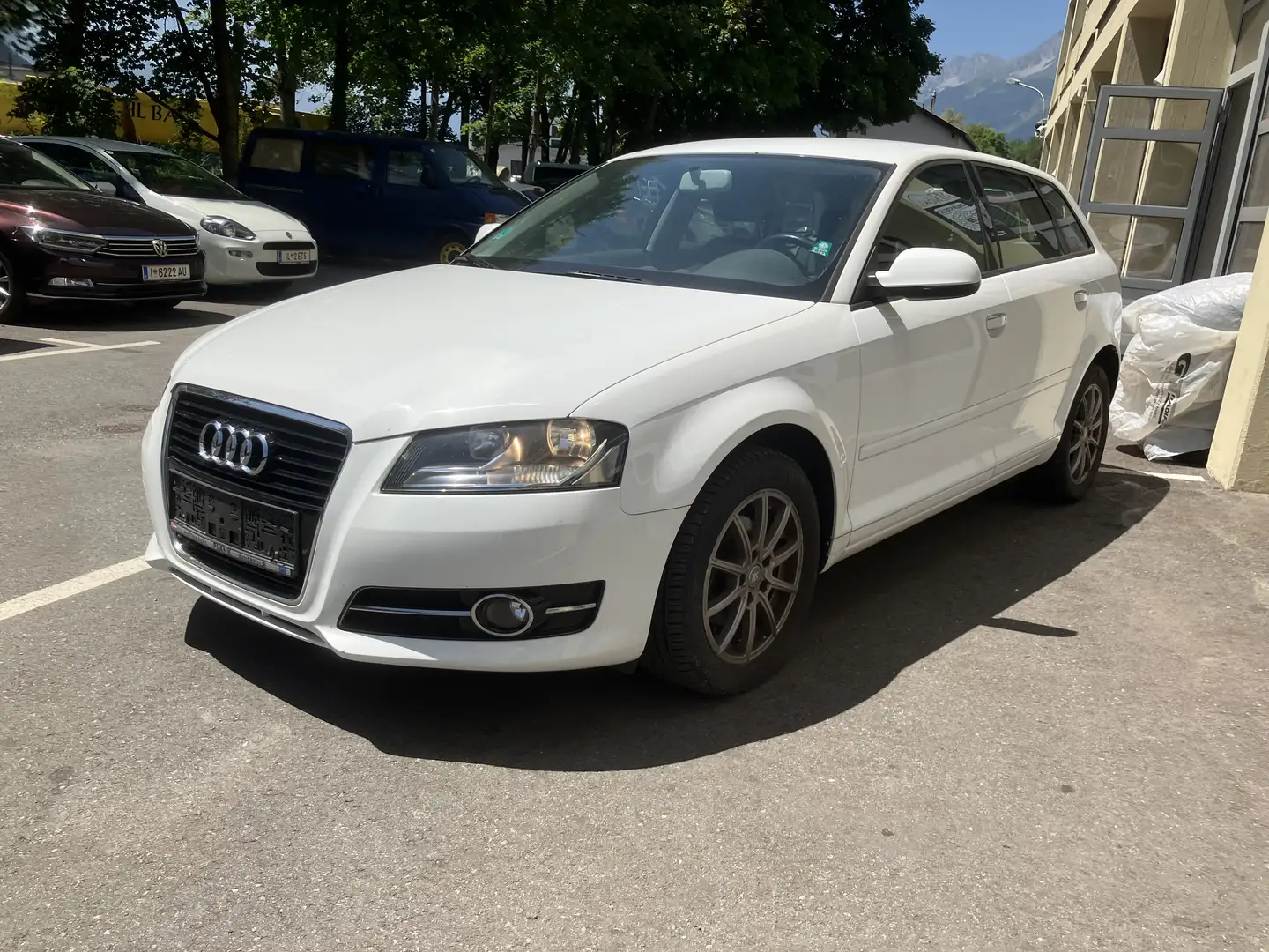 Audi A3 1.2 TFSI Attraction Weiß - 1