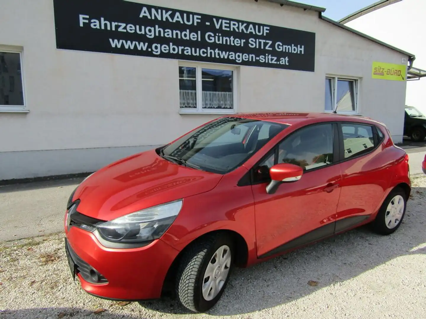 Renault Clio Tonic Rot - 1