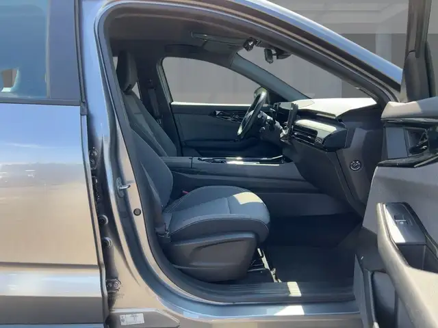 Renault Austral view 8