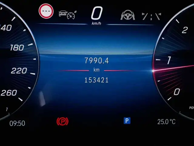 Mercedes-Benz C-Class view 12