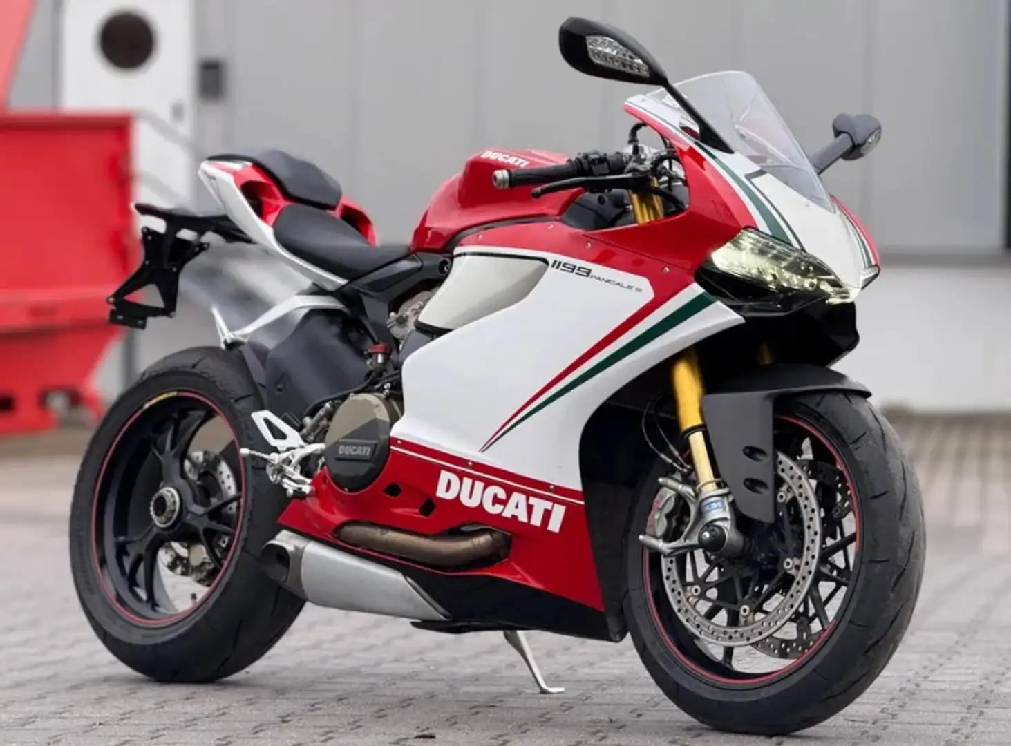 Ducati 1199 Panigale Tricolore Red - 1