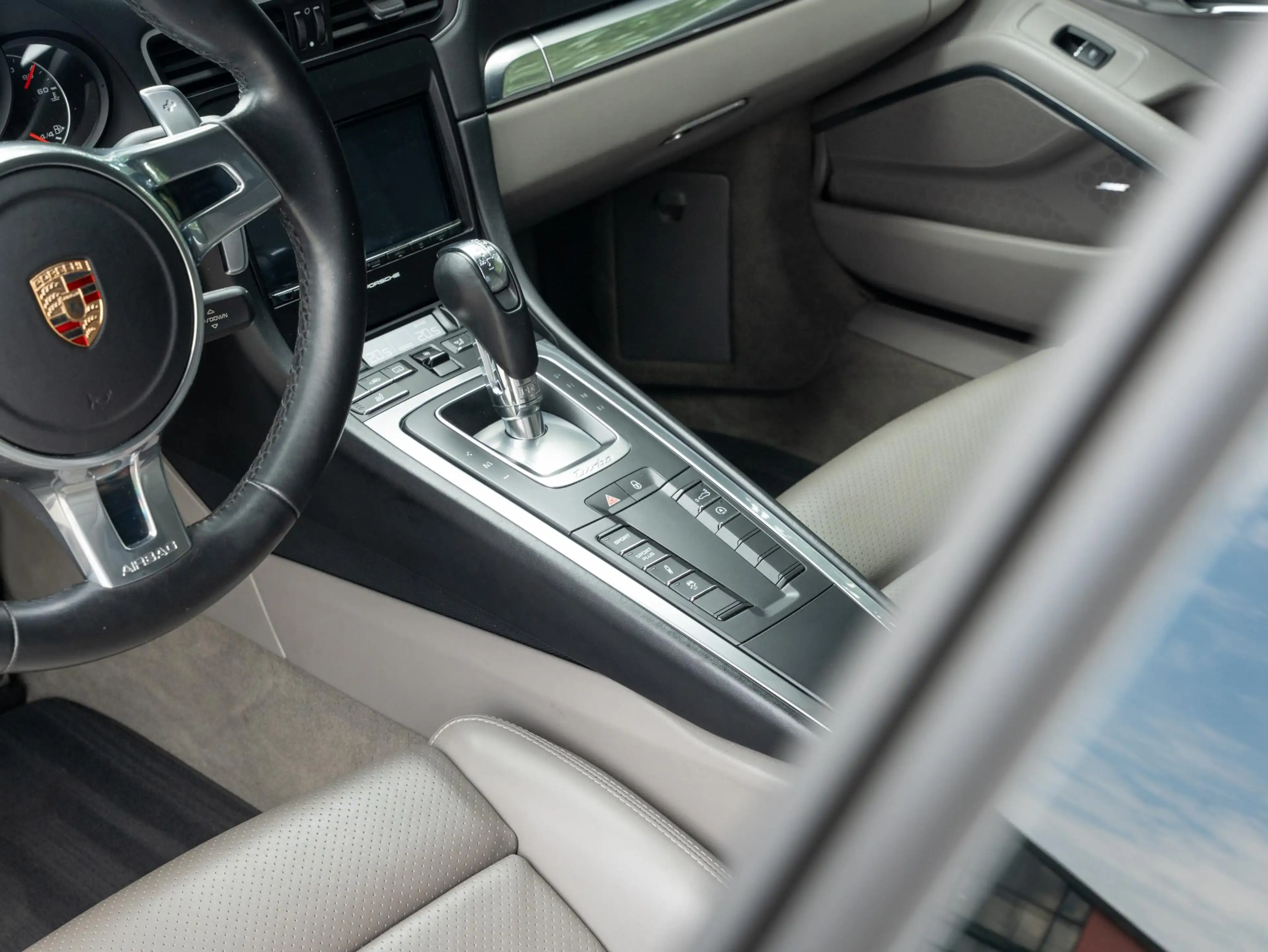Porsche 991 3.8 Turbo — photo 12