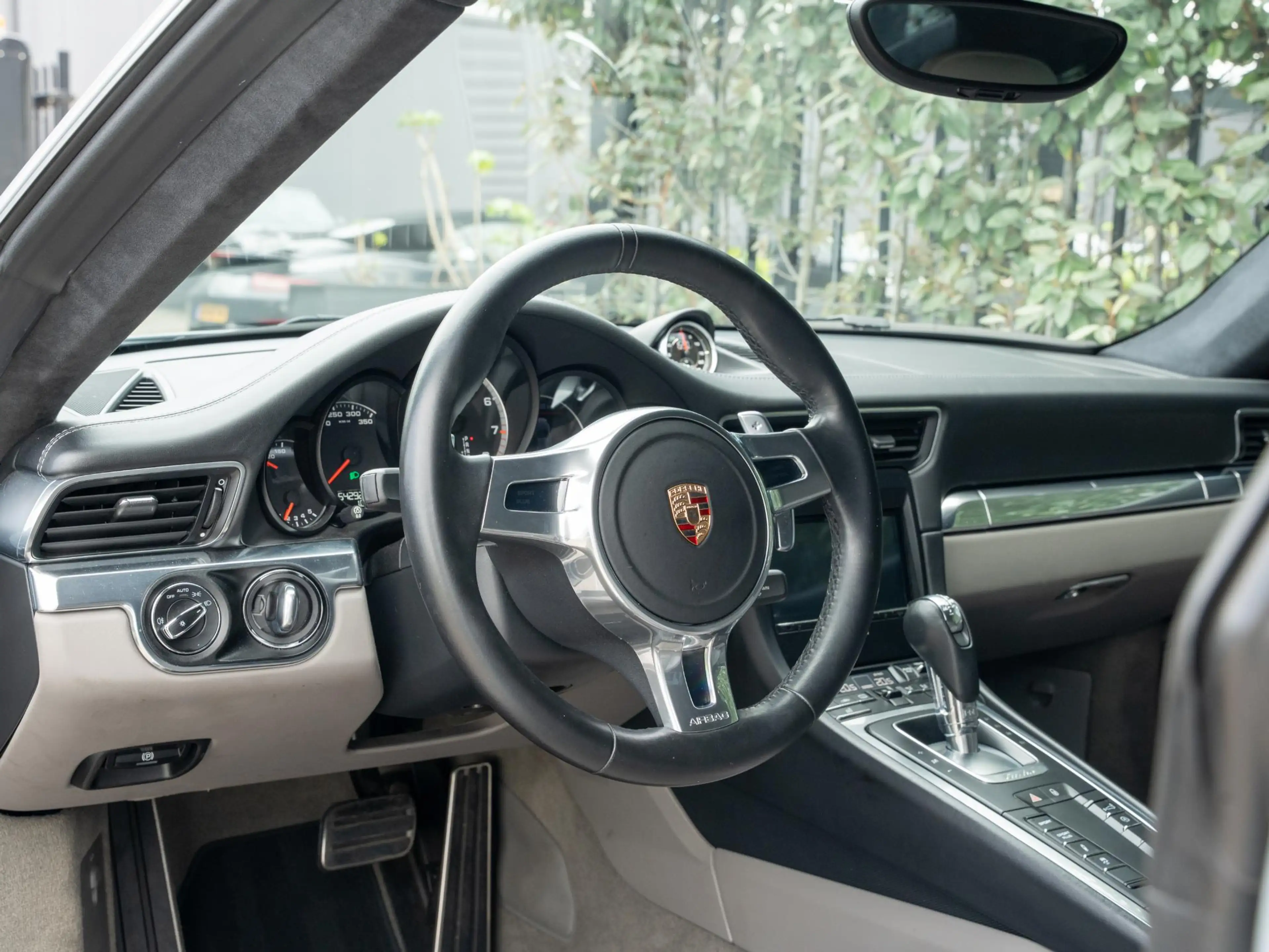 Porsche 991 3.8 Turbo — photo 13