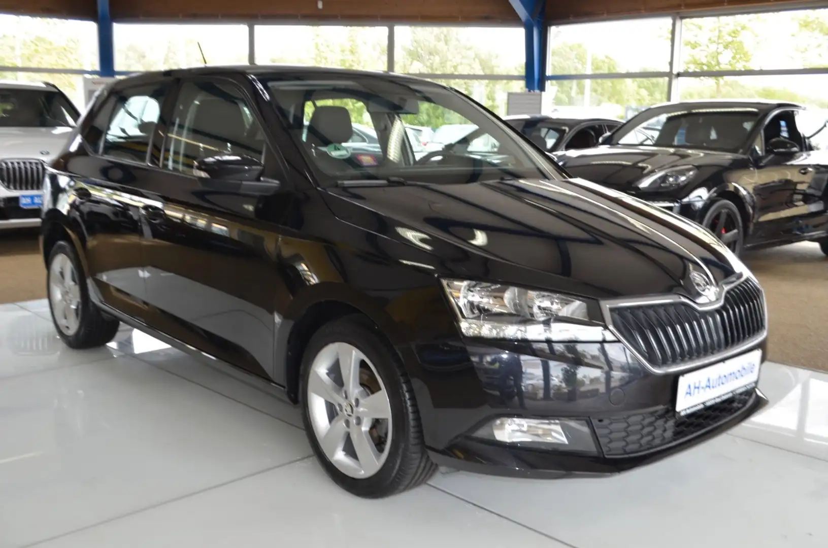 Skoda Fabia Cool Plus KLIMAANLAGE / SITZHEIZUNG / PDC Schwarz - 2