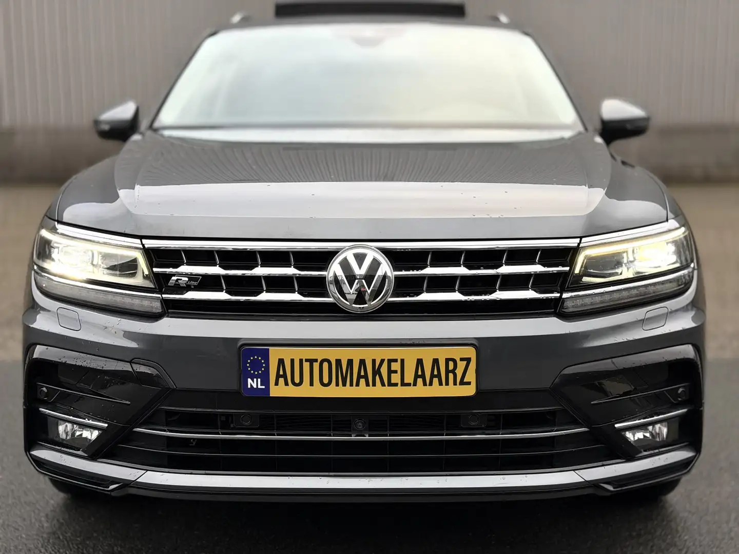 Volkswagen Tiguan Allspace 1.4 TSI R-line 7P PANO KEYLESS Grau - 2