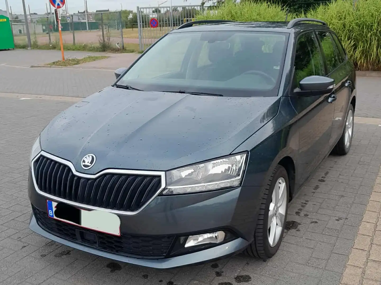 Skoda Fabia Combi 1.0 TSI Ambition Gris - 1