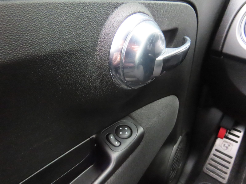 Abarth 595 Pista Sportsitze Sport-Abgasanlage Klima — photo 12