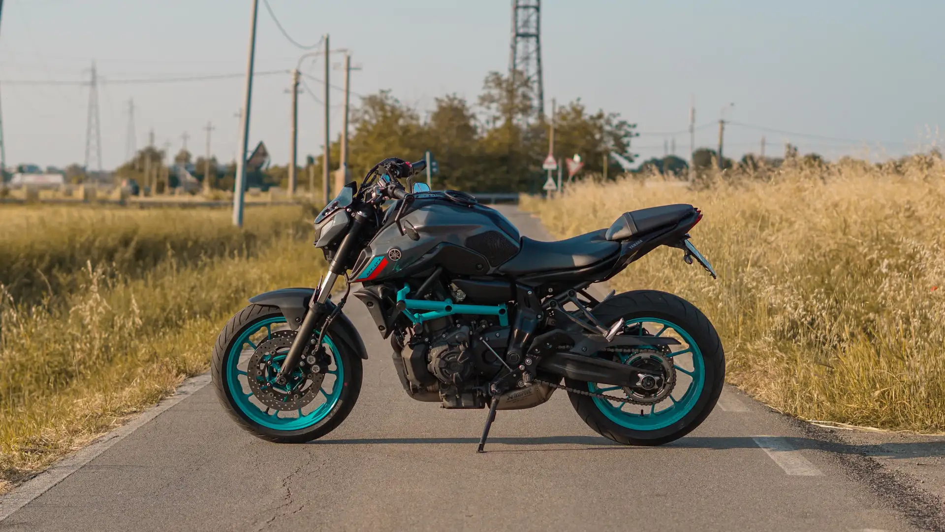 Yamaha MT-07 abs - 1