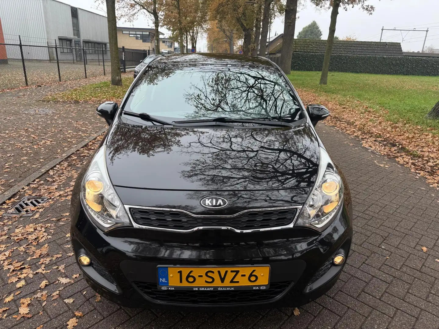 Kia Rio 1.2 CVVT Plus Pack 2012 NIEUWE APK AIRCO Zwart - 2