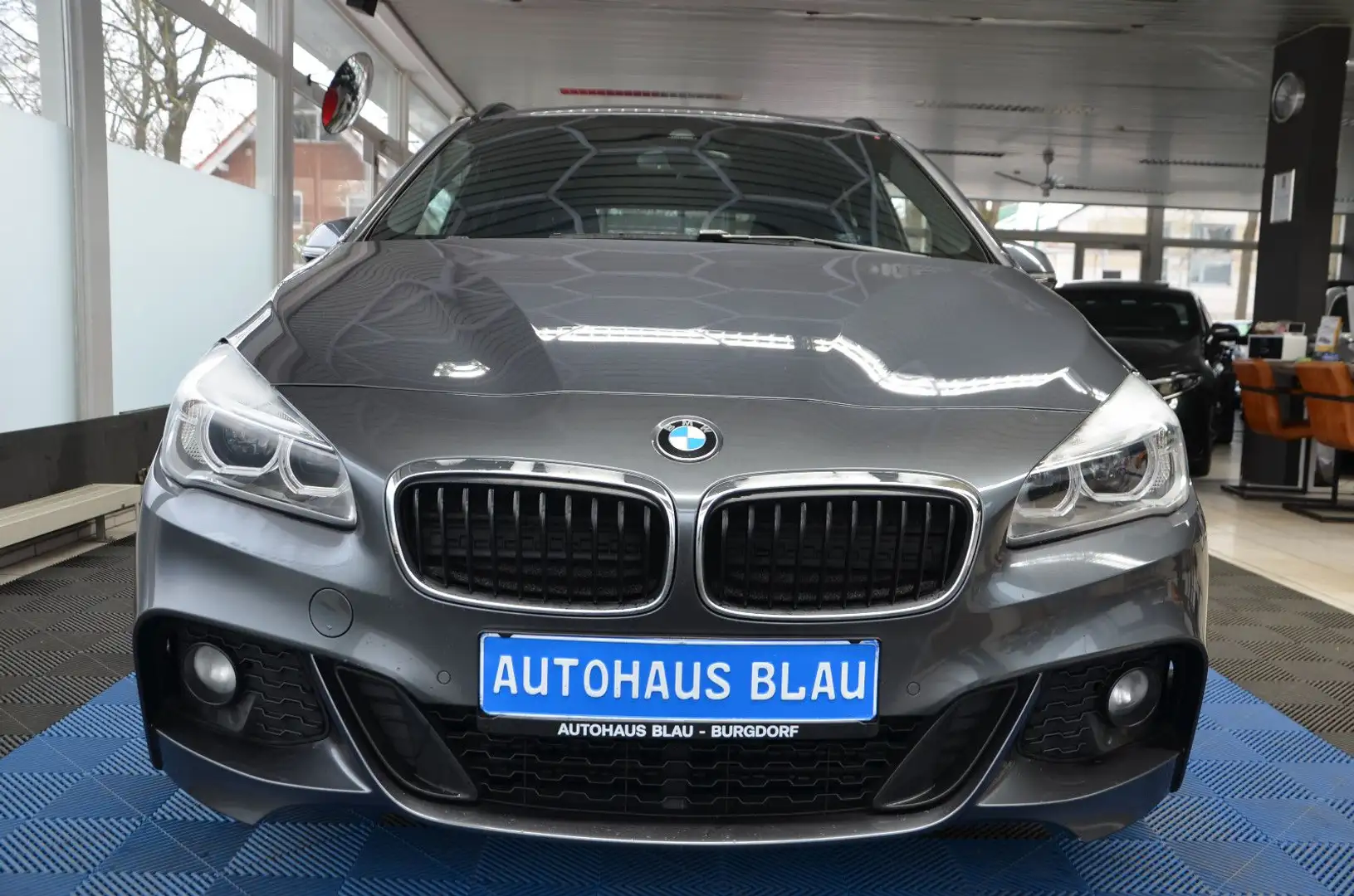 BMW 218 M Sportpaket  *AUTOMATIK*LED* Grau - 2