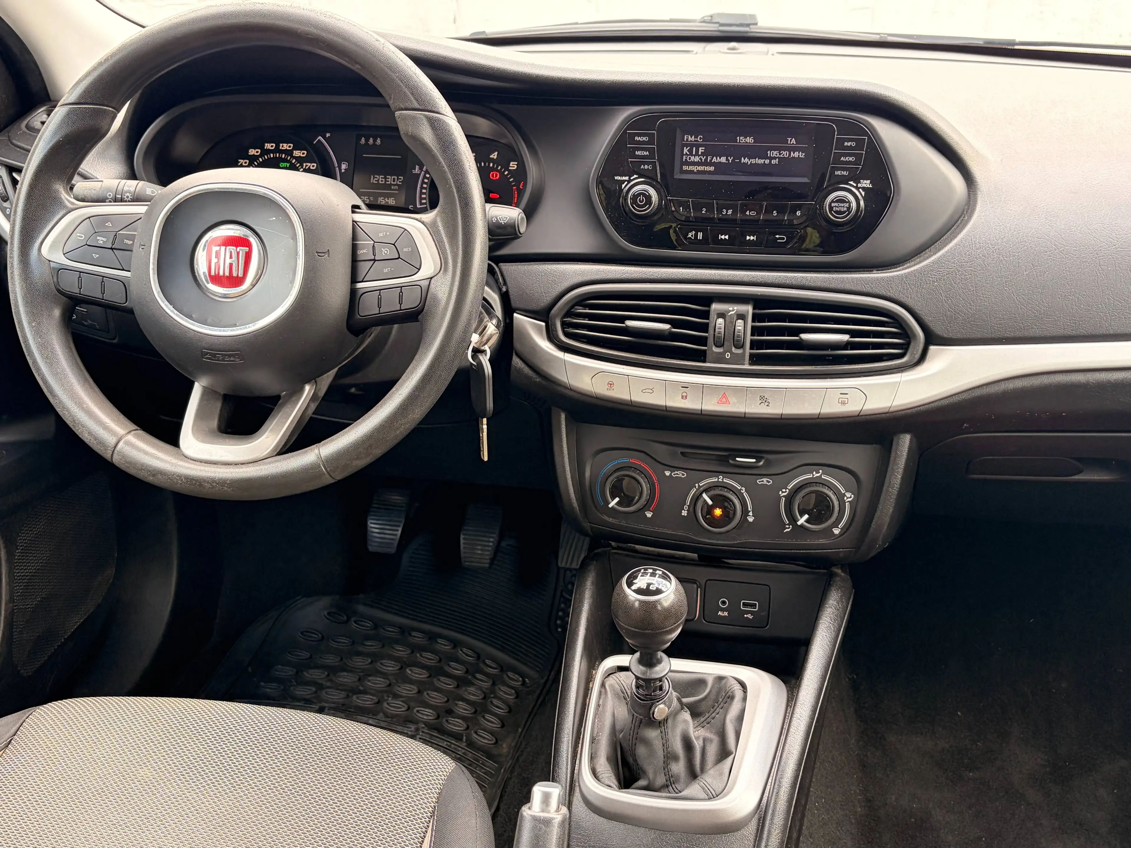 Fiat Tipo Tipo 1.4i Easy - Tel : 0484359705 — photo 11