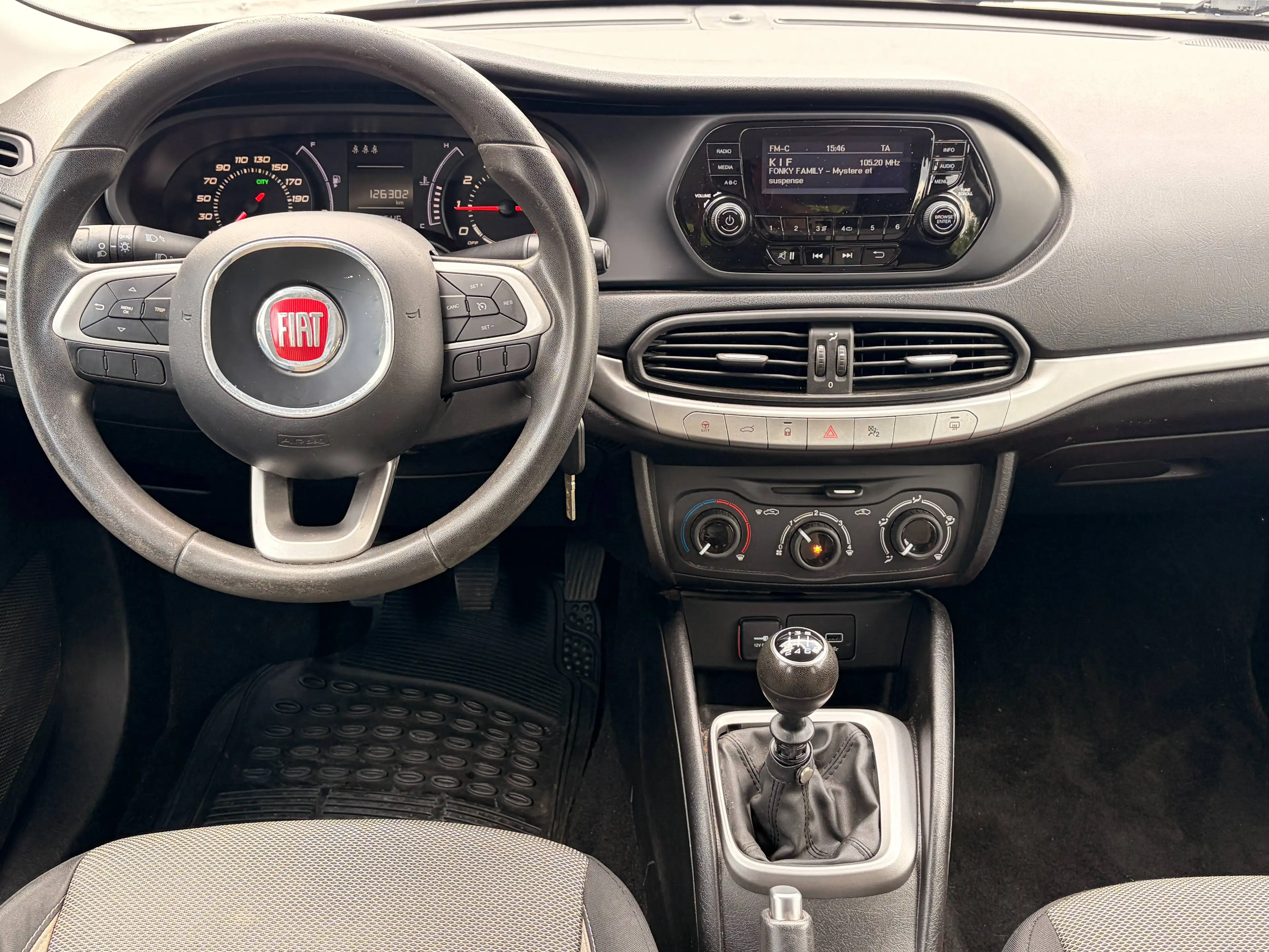 Fiat Tipo Tipo 1.4i Easy - Tel : 0484359705 — photo 10