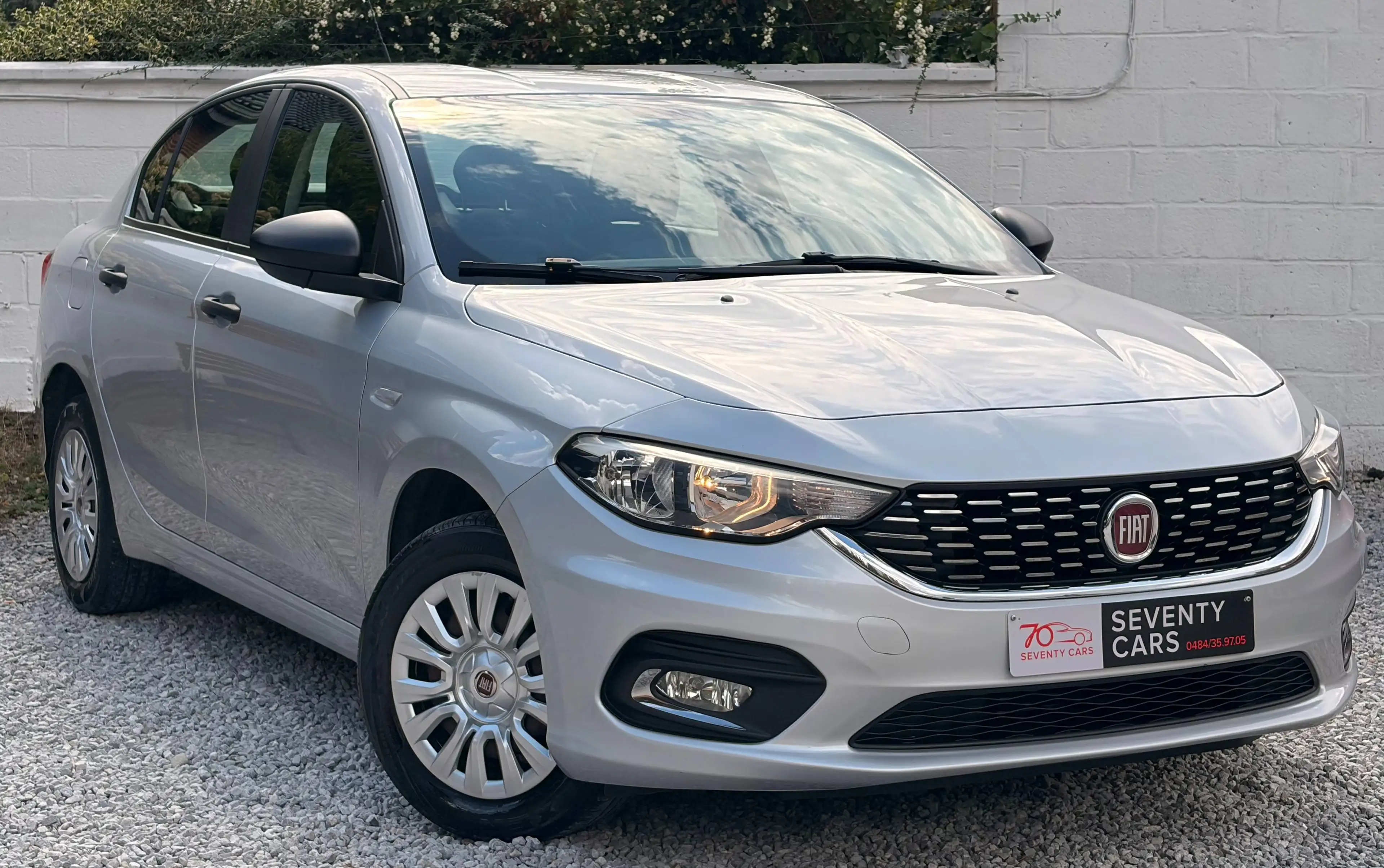 Fiat Tipo Tipo 1.4i Easy - Tel : 0484359705